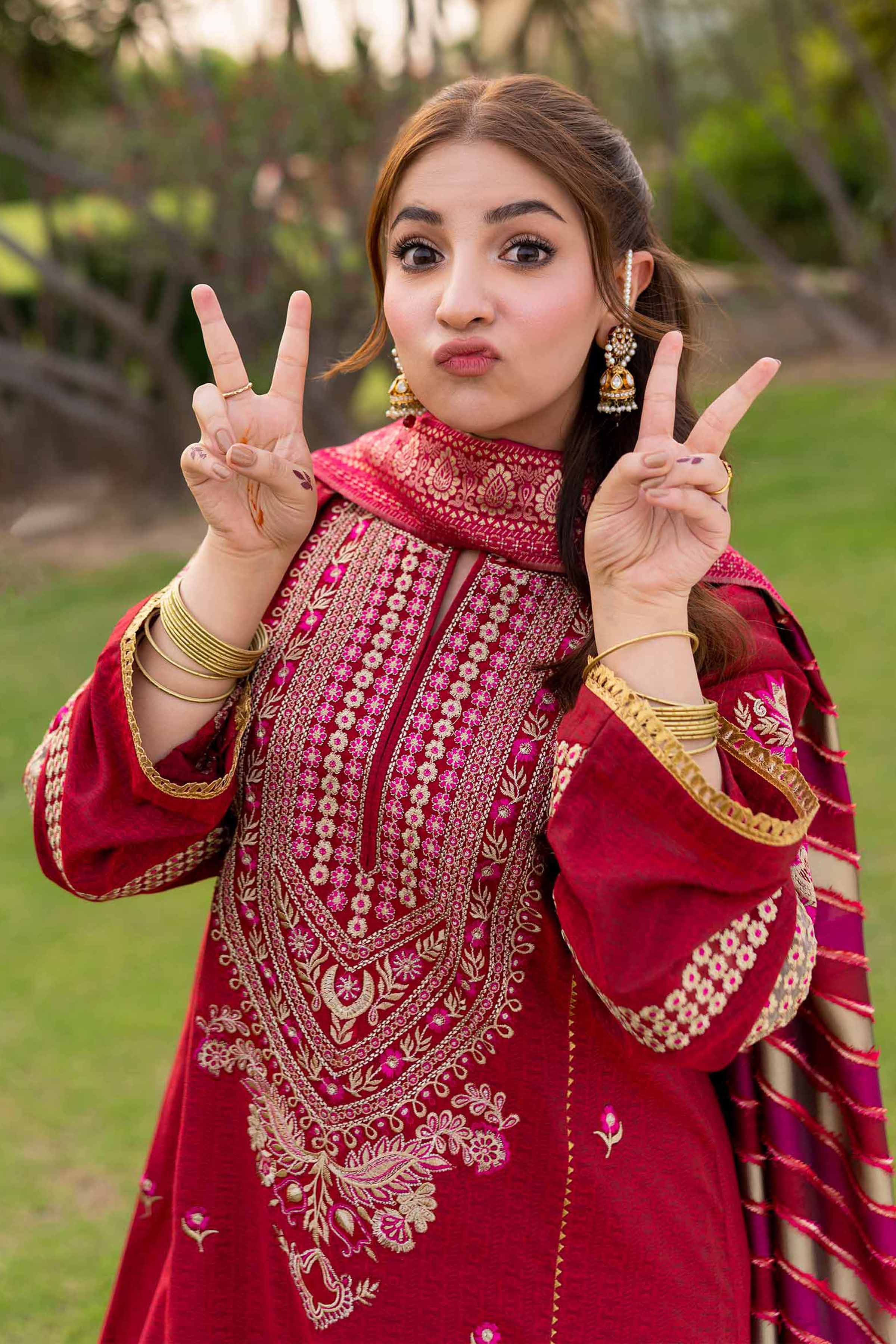3 Piece - Yarn Dyed Embroidered Suit - 42401981 - Image 2