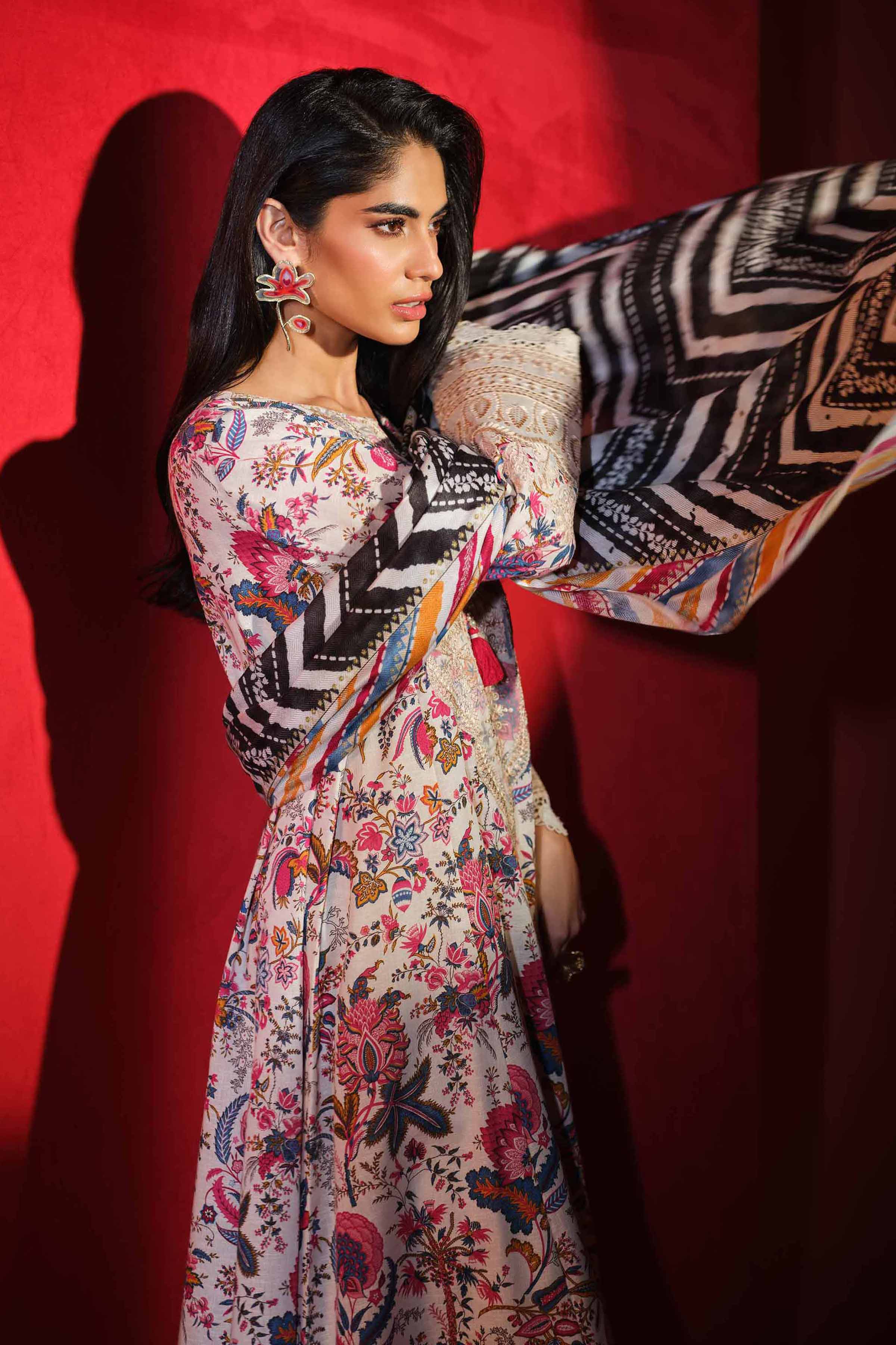 3 Piece - Printed Embroidered Suit - 42503528 - Image 2
