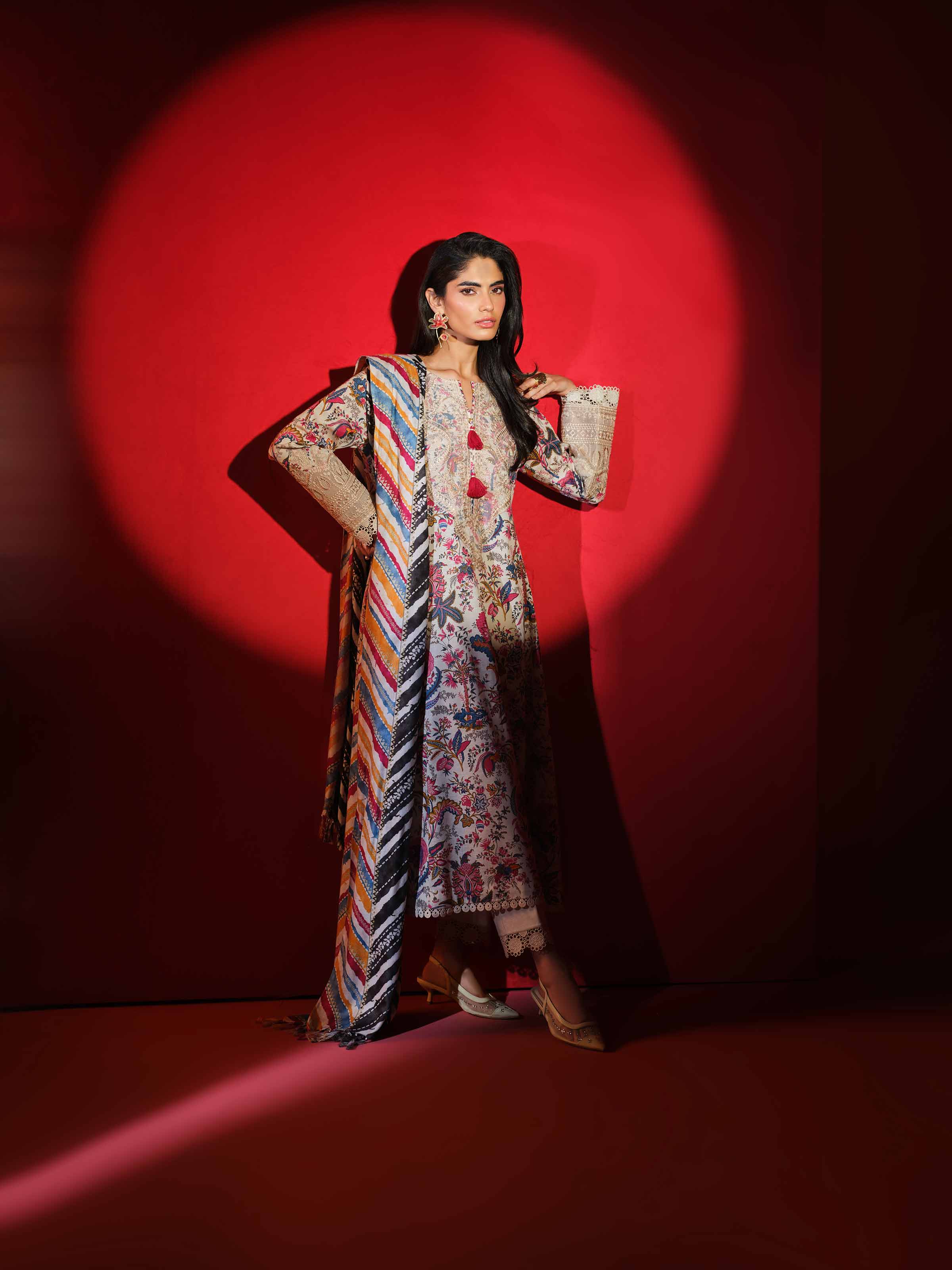 3 Piece - Printed Embroidered Suit - 42503528 - Image 5