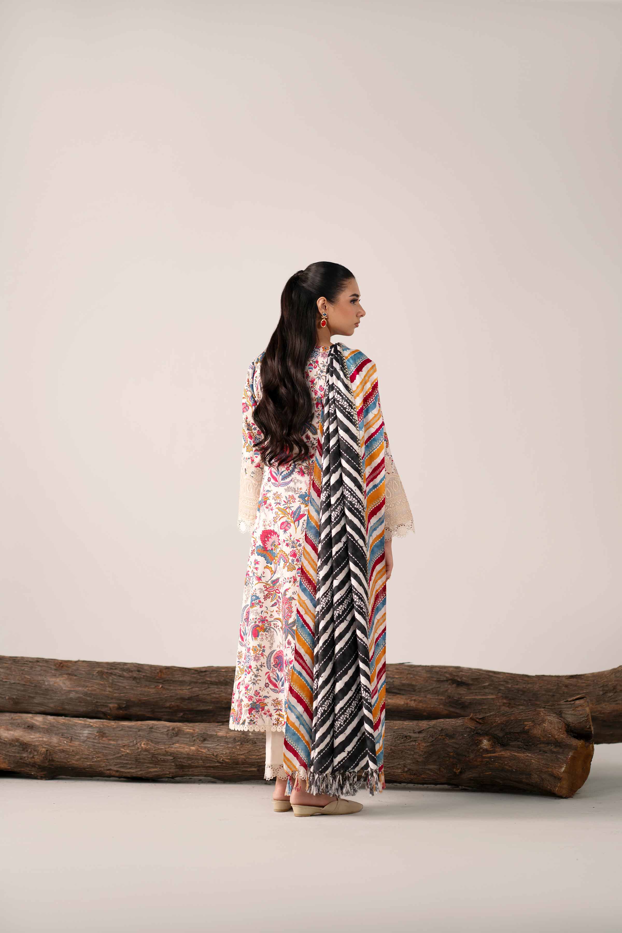 3 Piece - Printed Embroidered Suit - 42503528 - Image 8