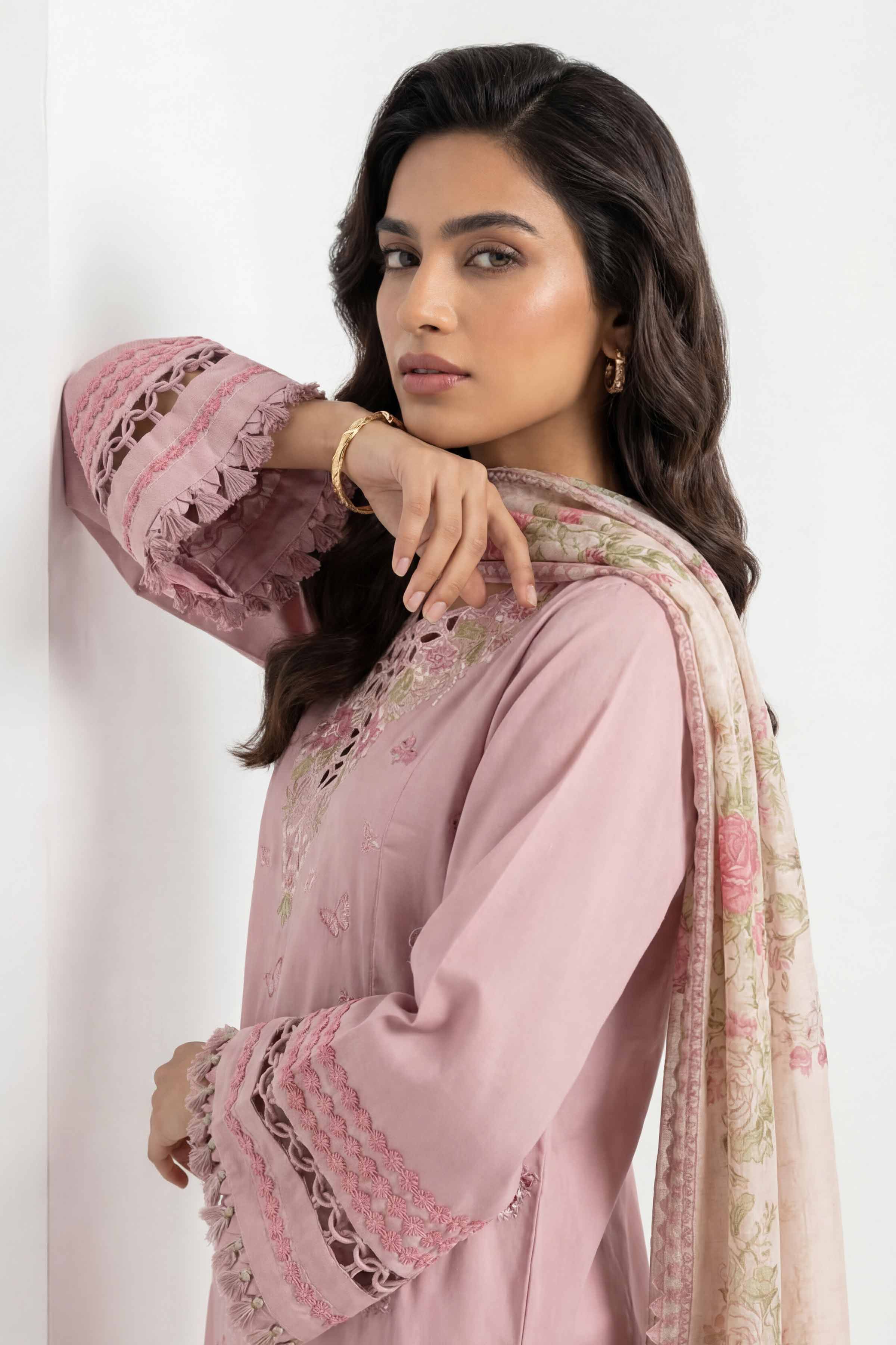 3 Piece - Printed Embroidered Suit - 42601537 - Image 2