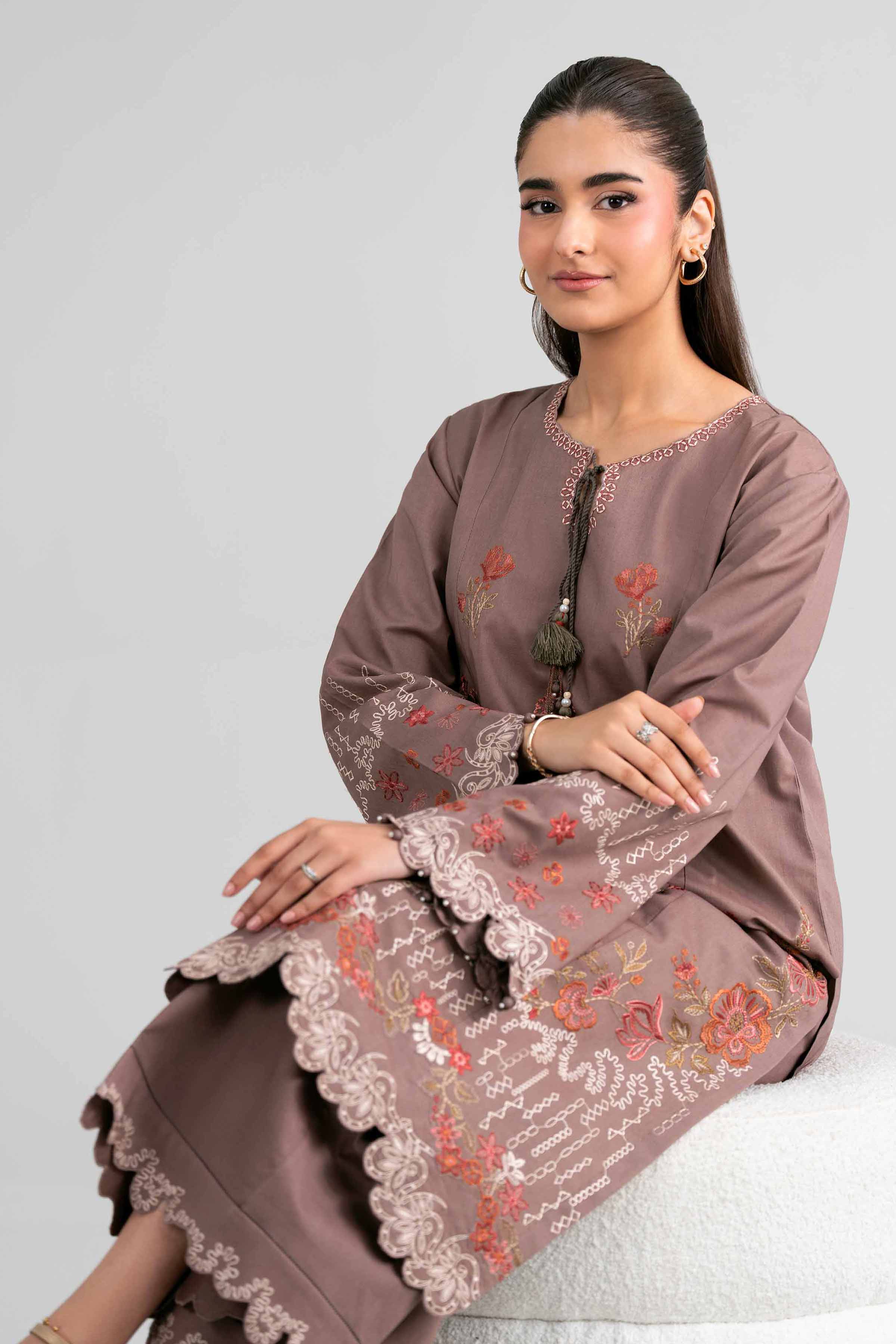 2 Piece - Embroidered Suit - 42601934 - Image 2