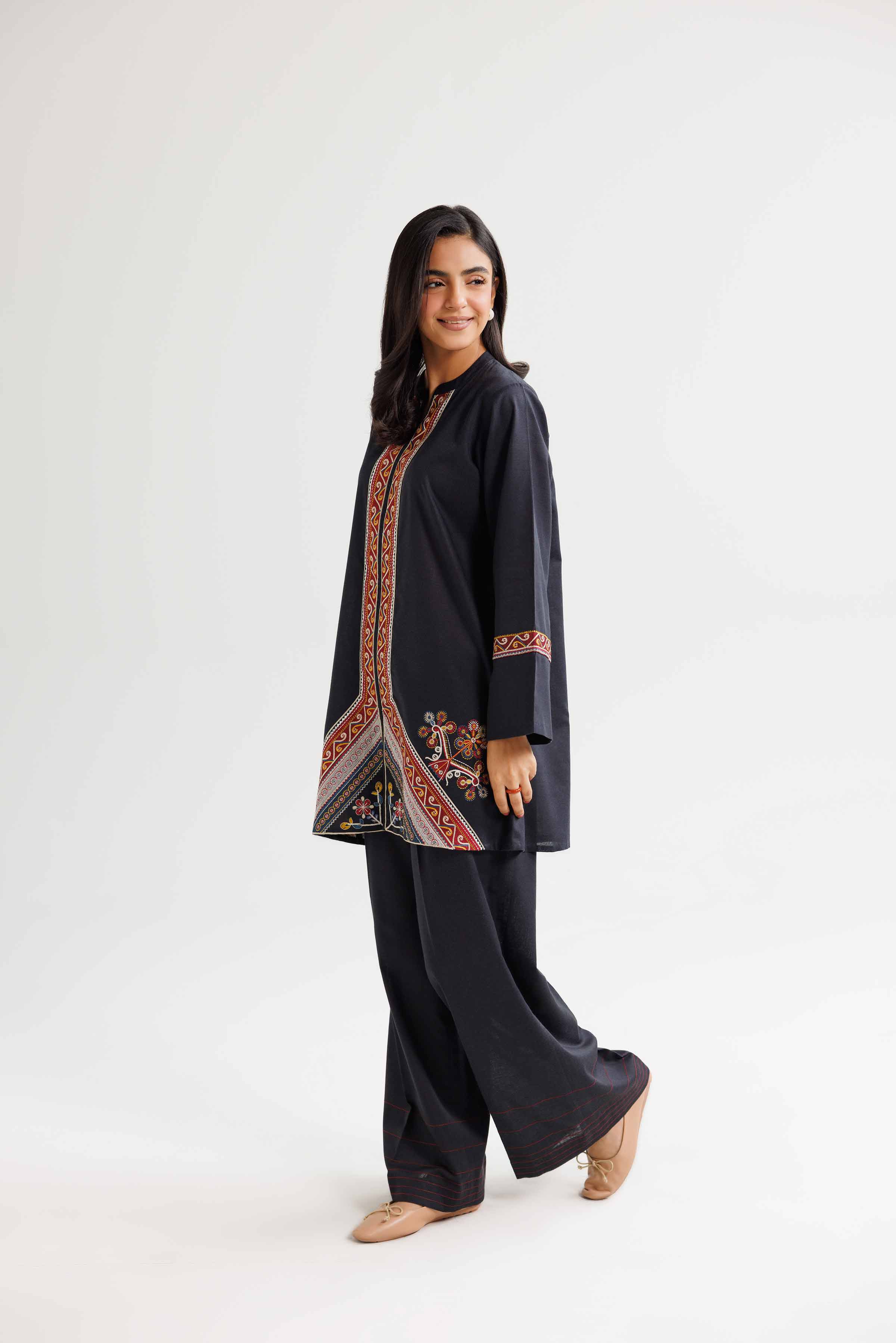 2 Piece - Embroidered Suit - AW24-07 - Image 5