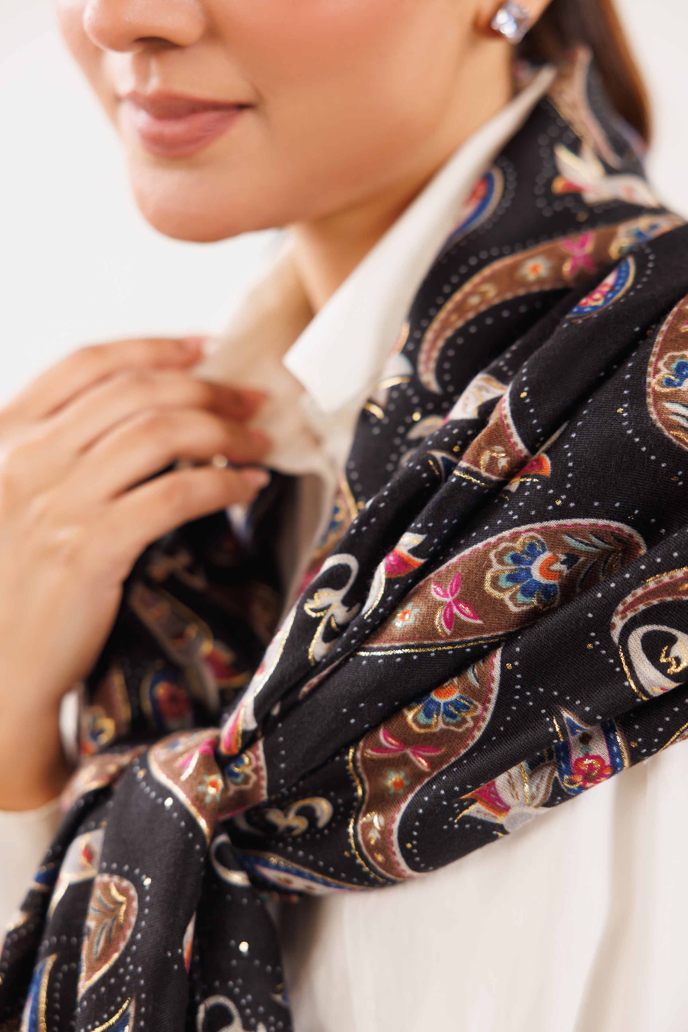 Black Women Scarf-442752103 - Image 6