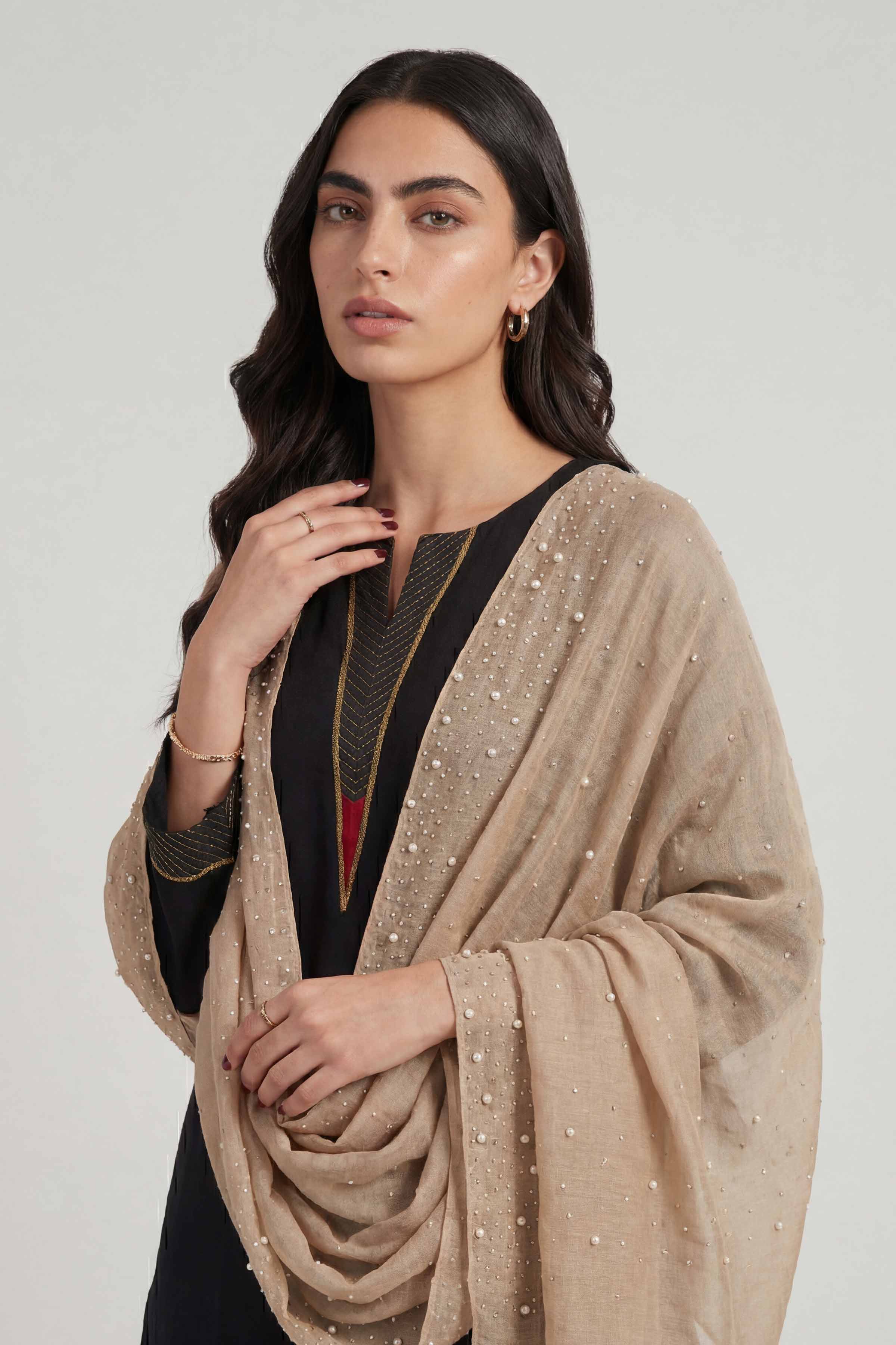 Camel Women Scarf-447932129 - Image 3
