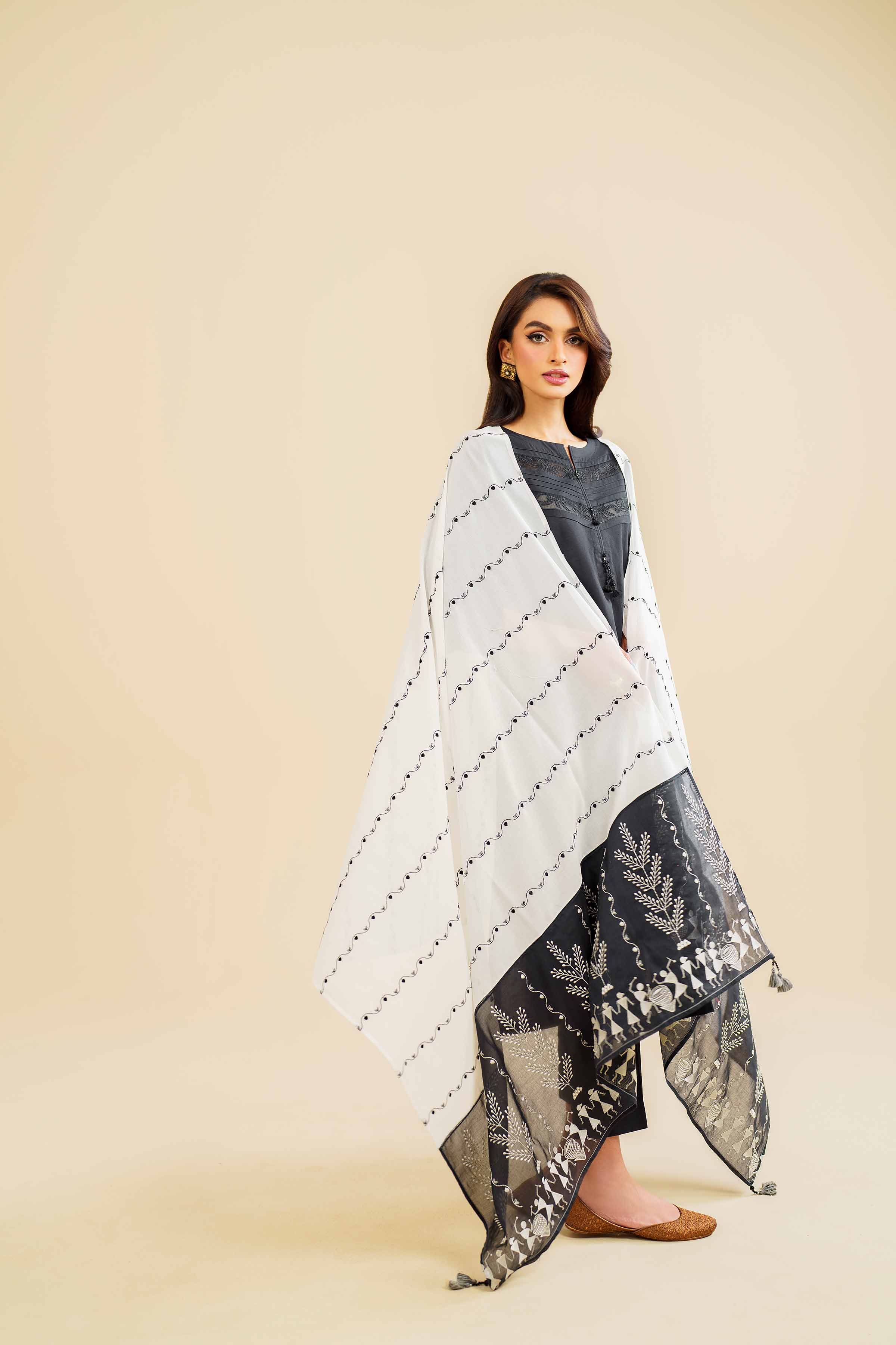Embroidered Dupatta - KFE24-130 - Image 4