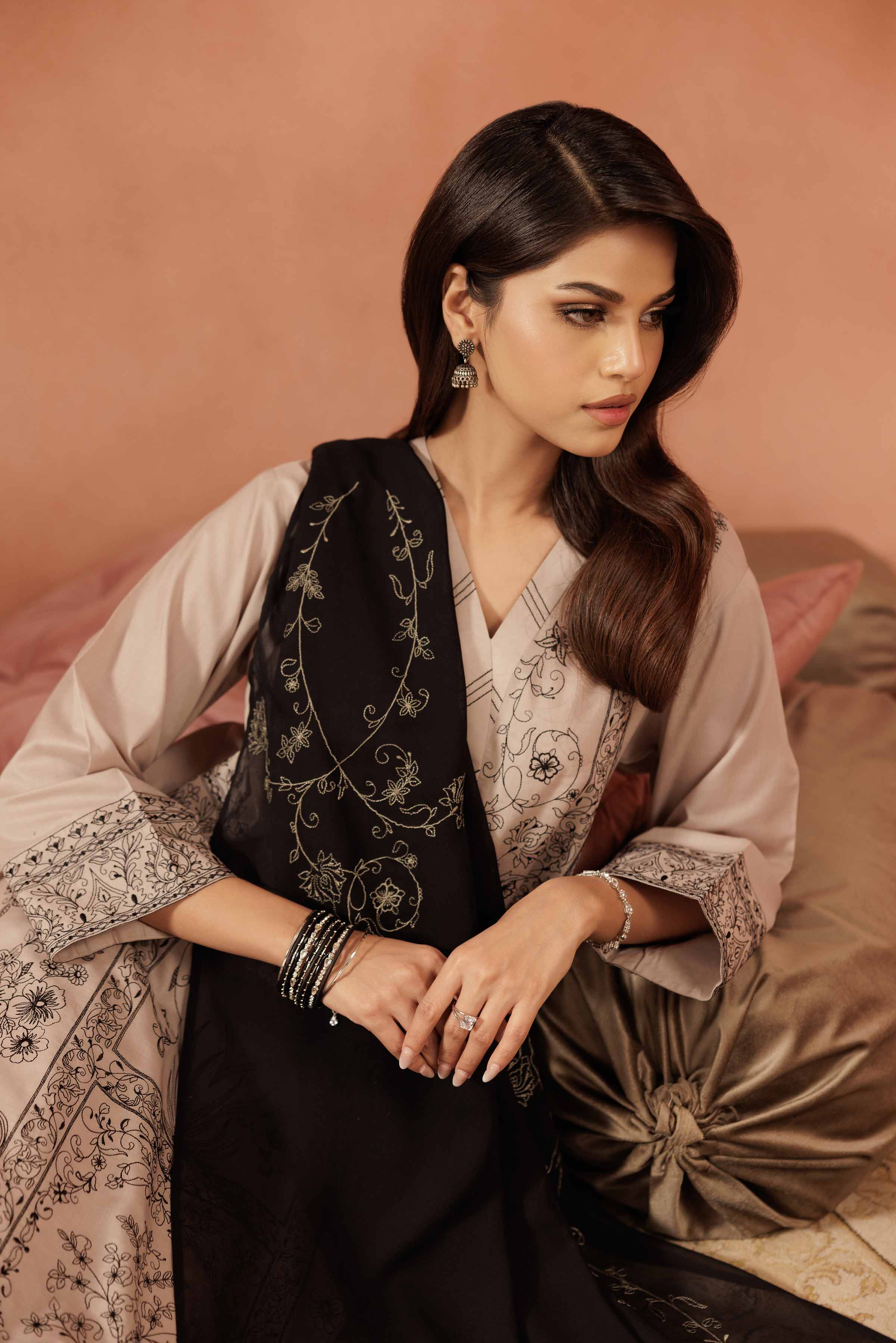 3 Piece - Embroidered Suit - KFE25-179 - Image 3