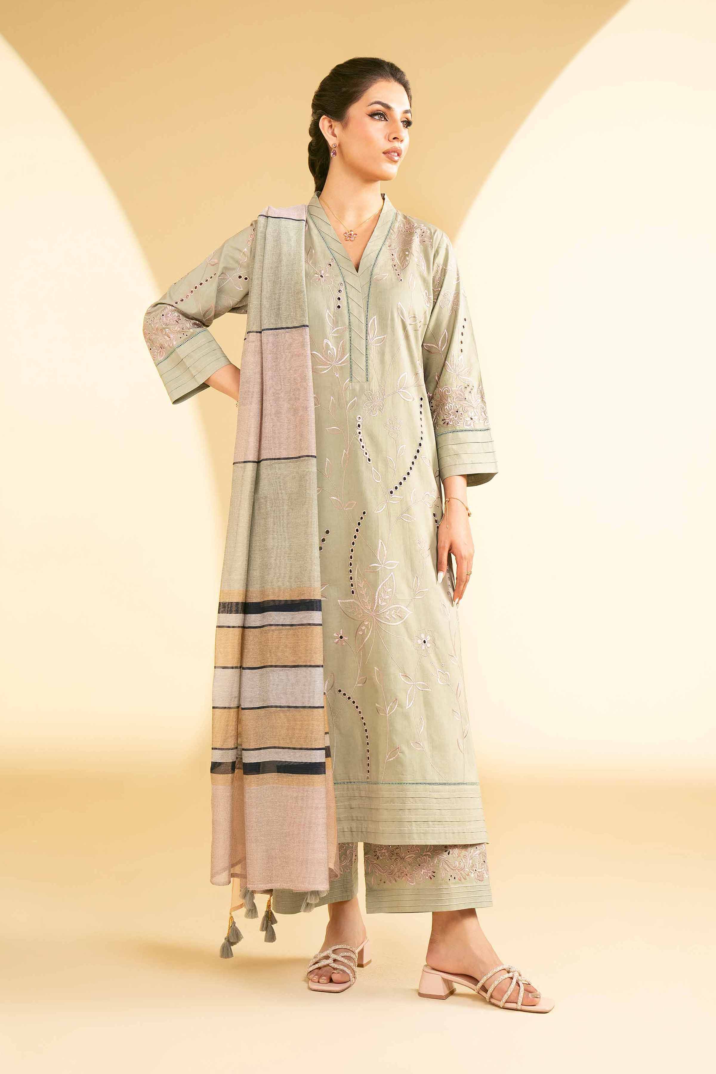 3 Piece - Embroidered Suit - KFE25-40 - Image 2