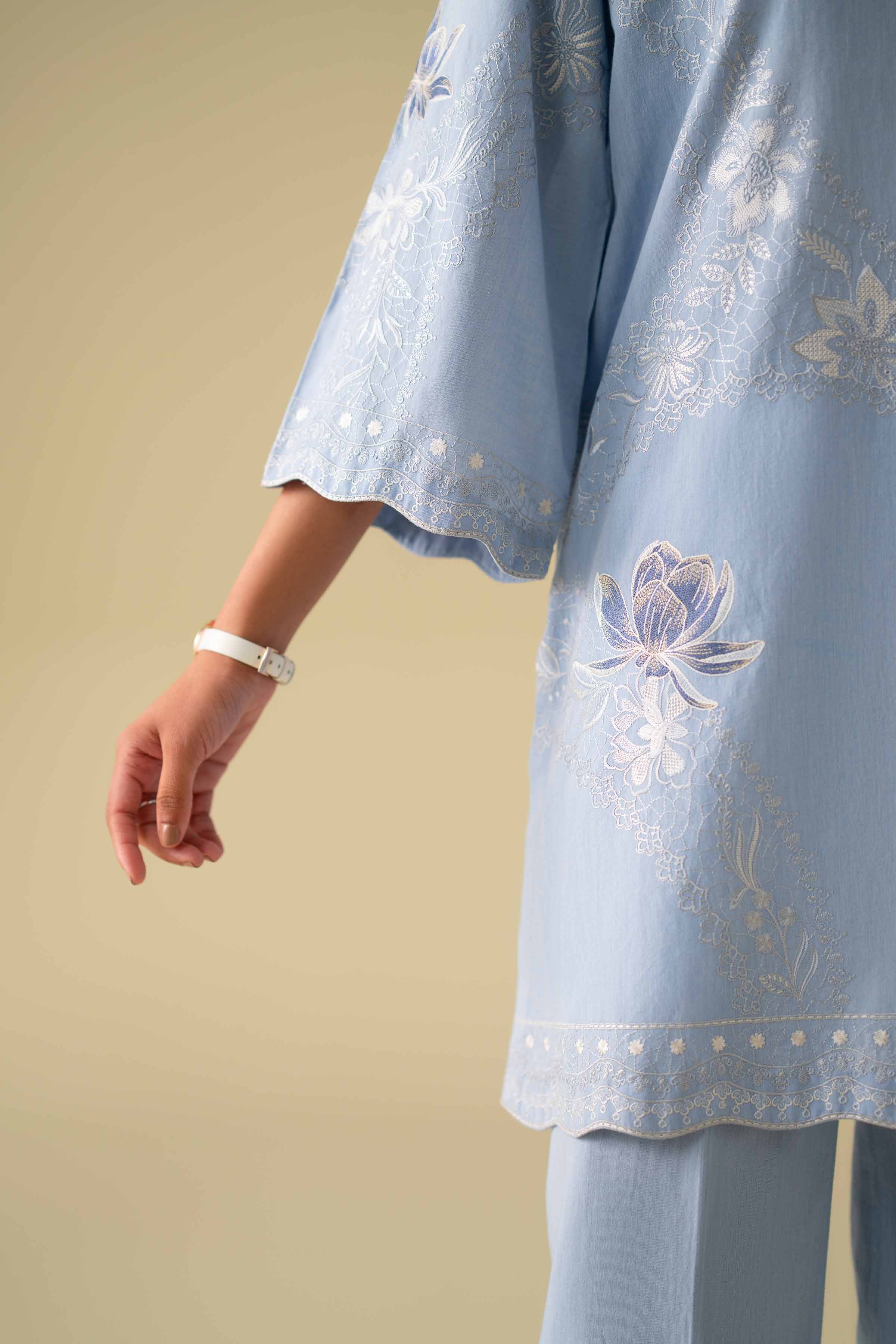 3 Piece - Embroidered Suit - KFE26-85 - Image 7