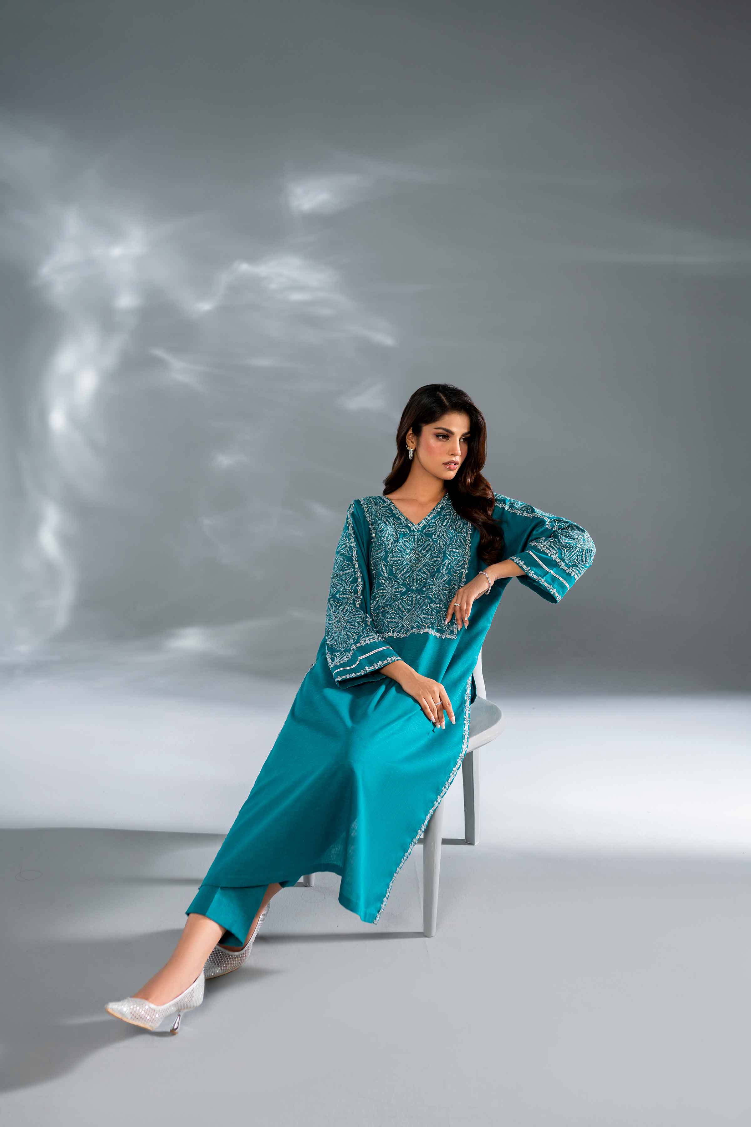 2 Piece - Embroidered Suit - KFW24-119 - Image 4