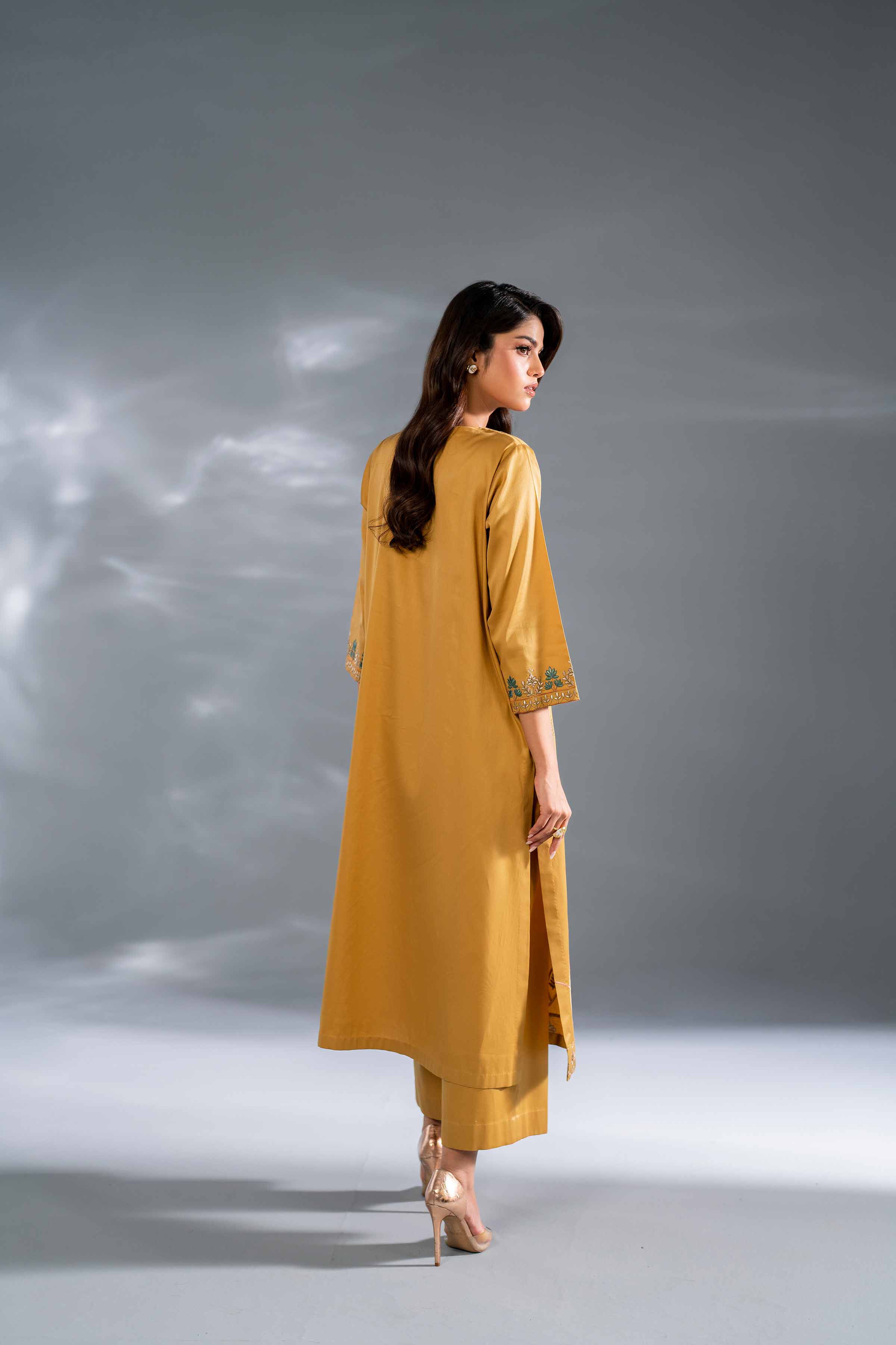 2 Piece - Embroidered Suit - KFW24-120 - Image 3