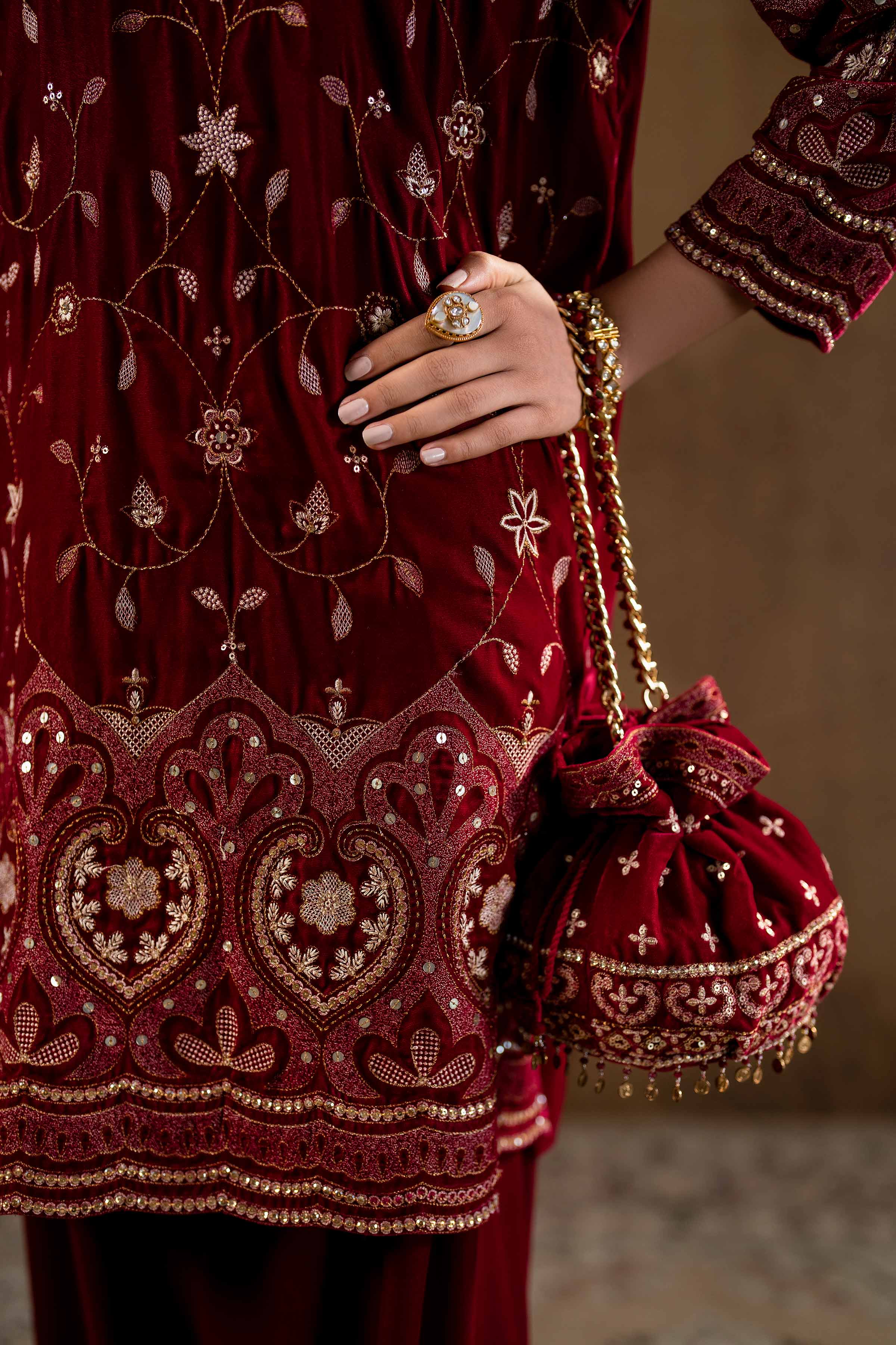 Embroidered Pouch - KFW24-148 - Image 2