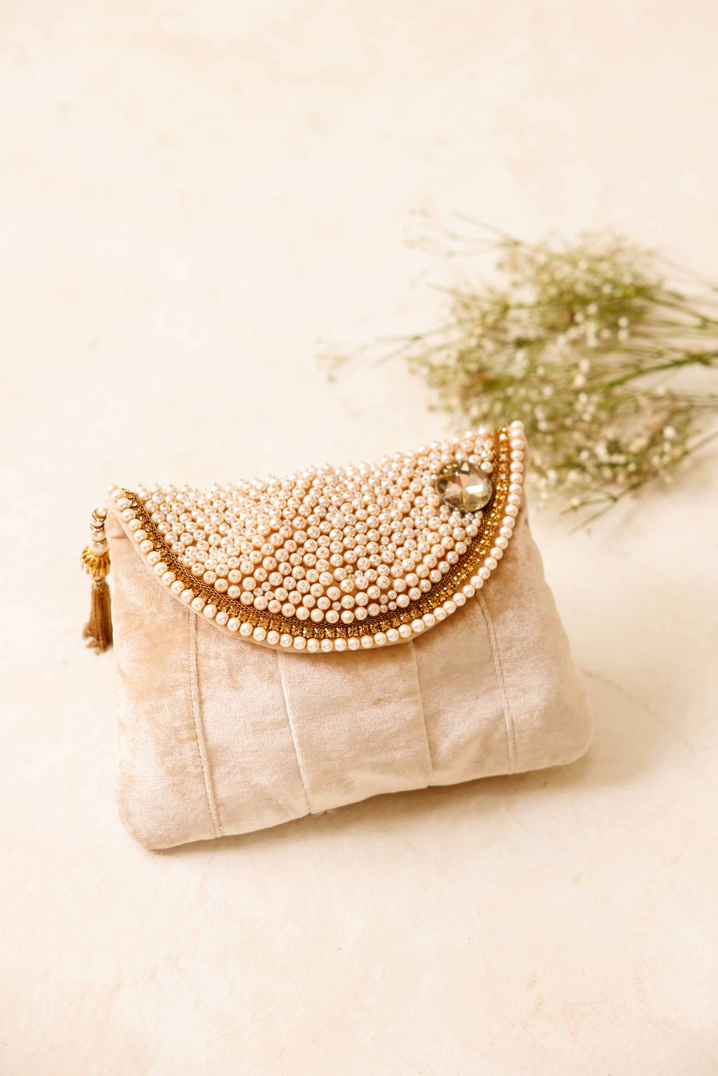 Embroidered Pouch - KFW25-143 - Image 3