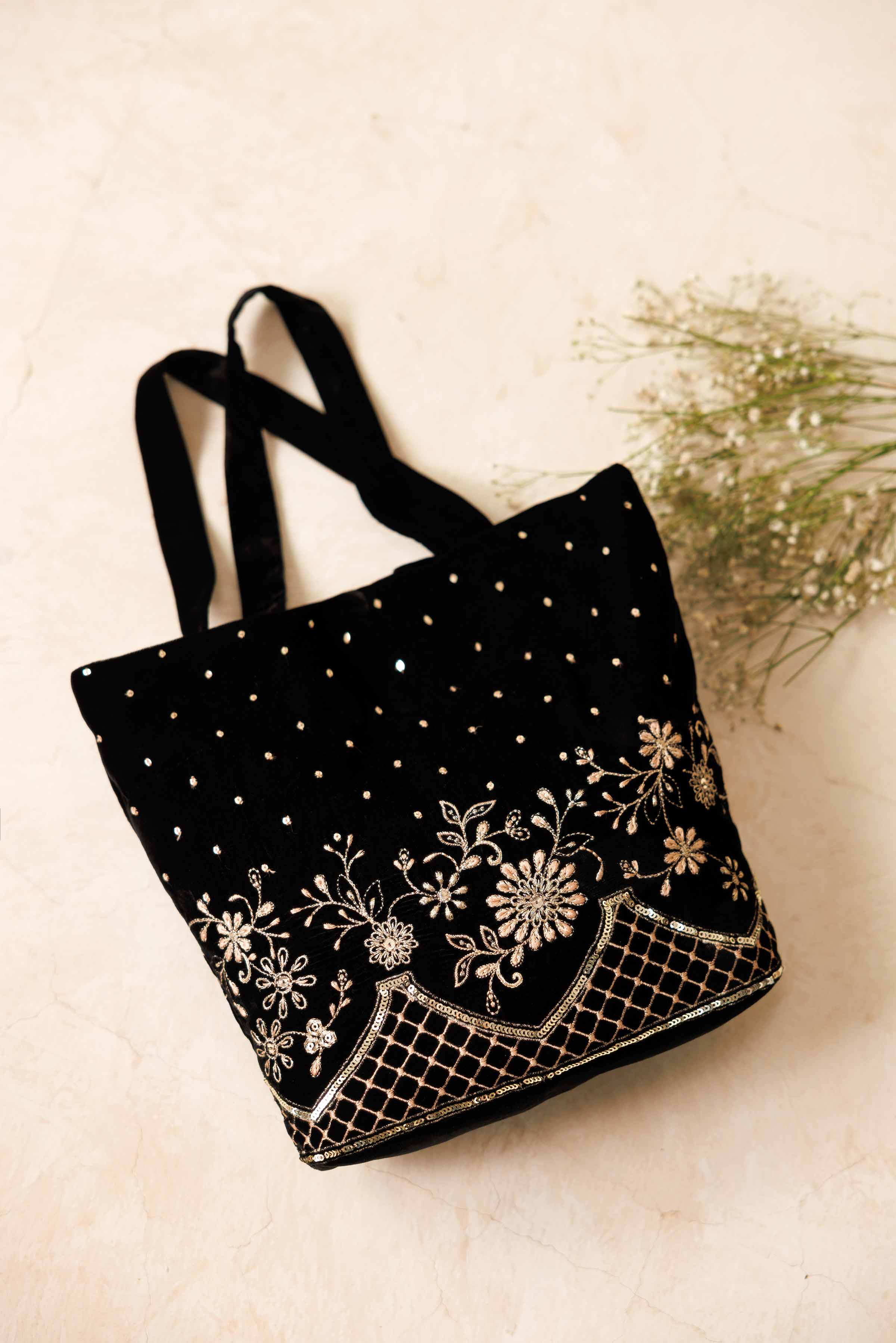 Embroidered Pouch - KFW25-149 - Image 6