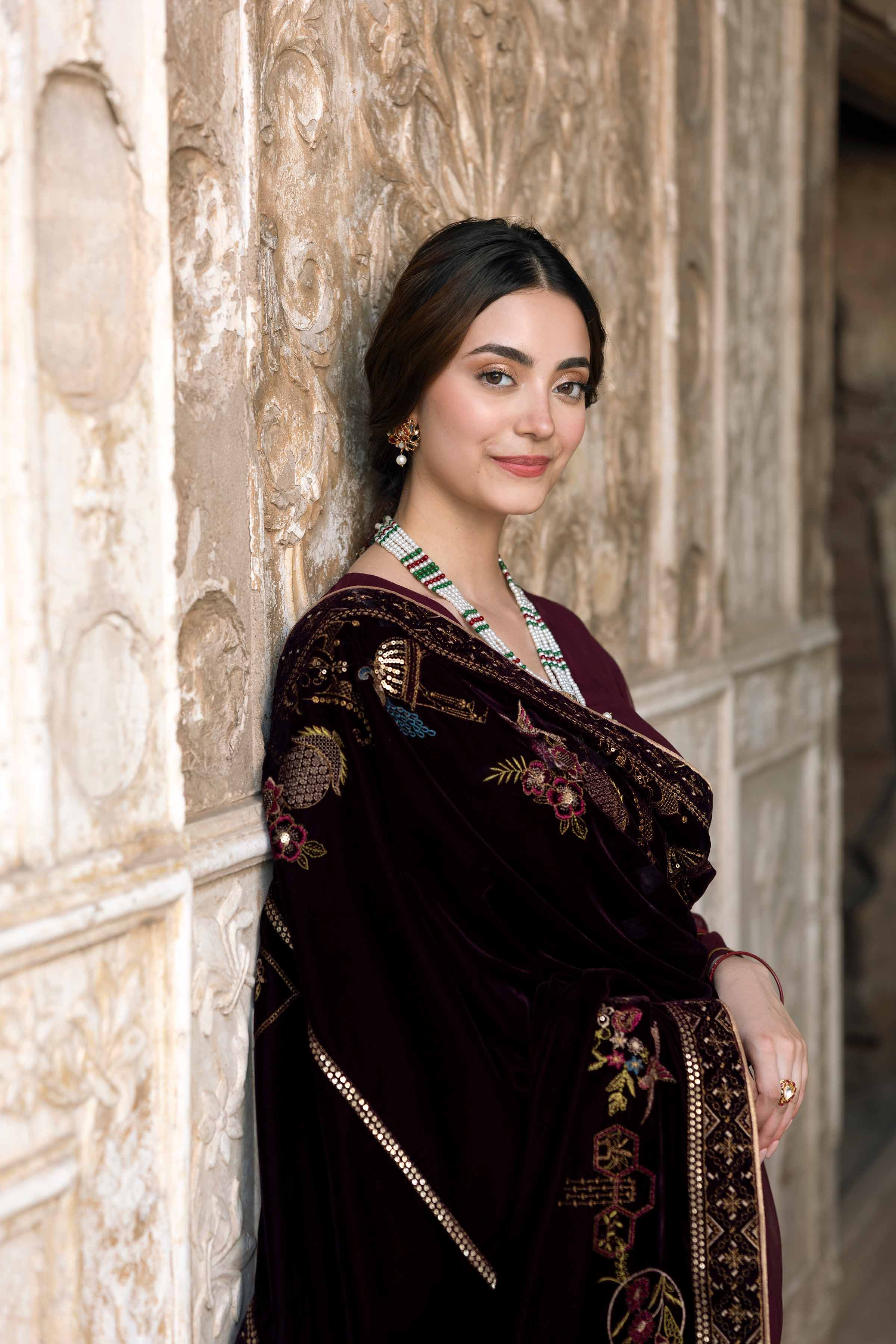 Embroidered Shawl - KFW25-50 - Image 7