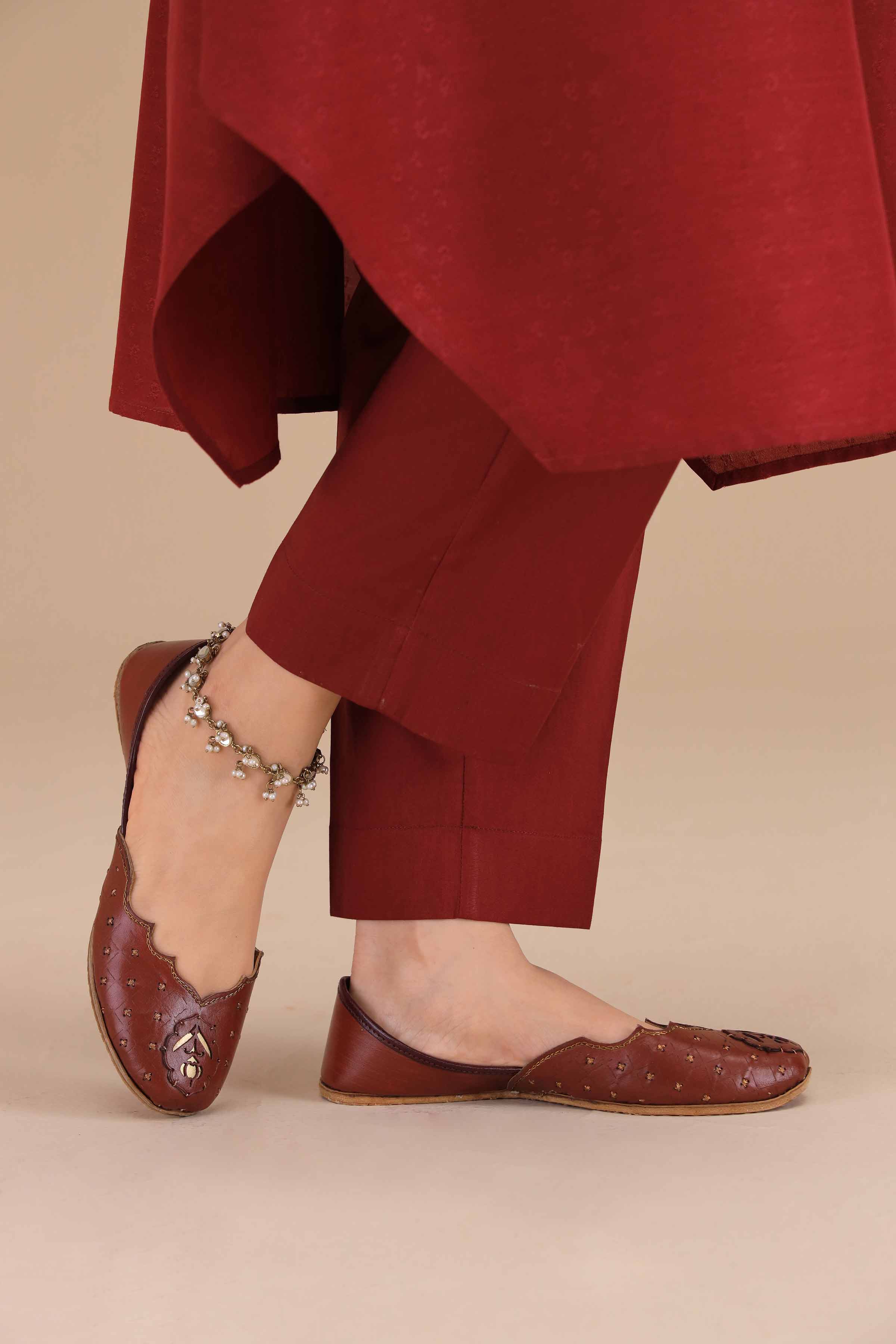 Maroon Khussa-1531233722 - Image 3
