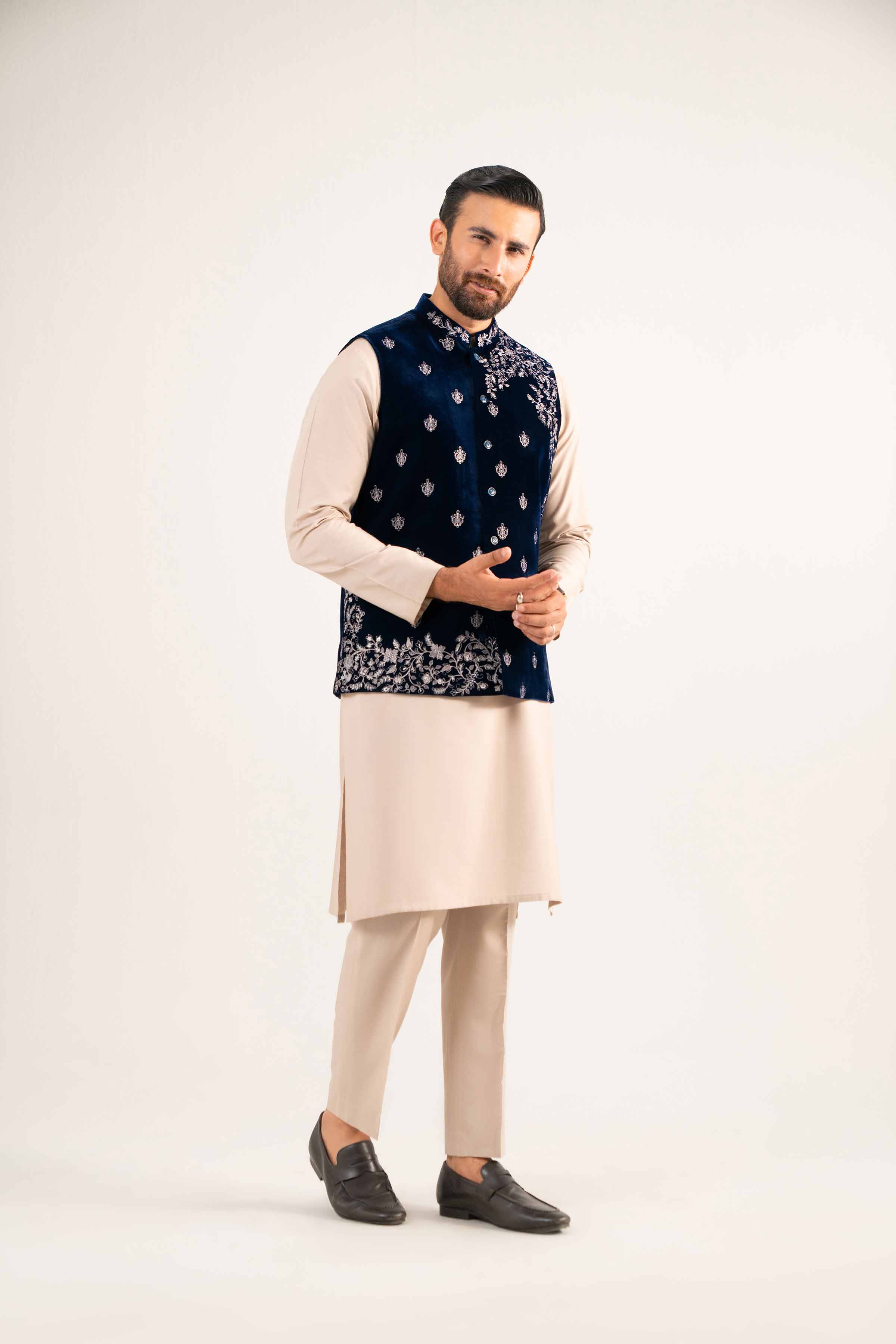 Embroidered Waistcoat - KNW25-09 - Image 4