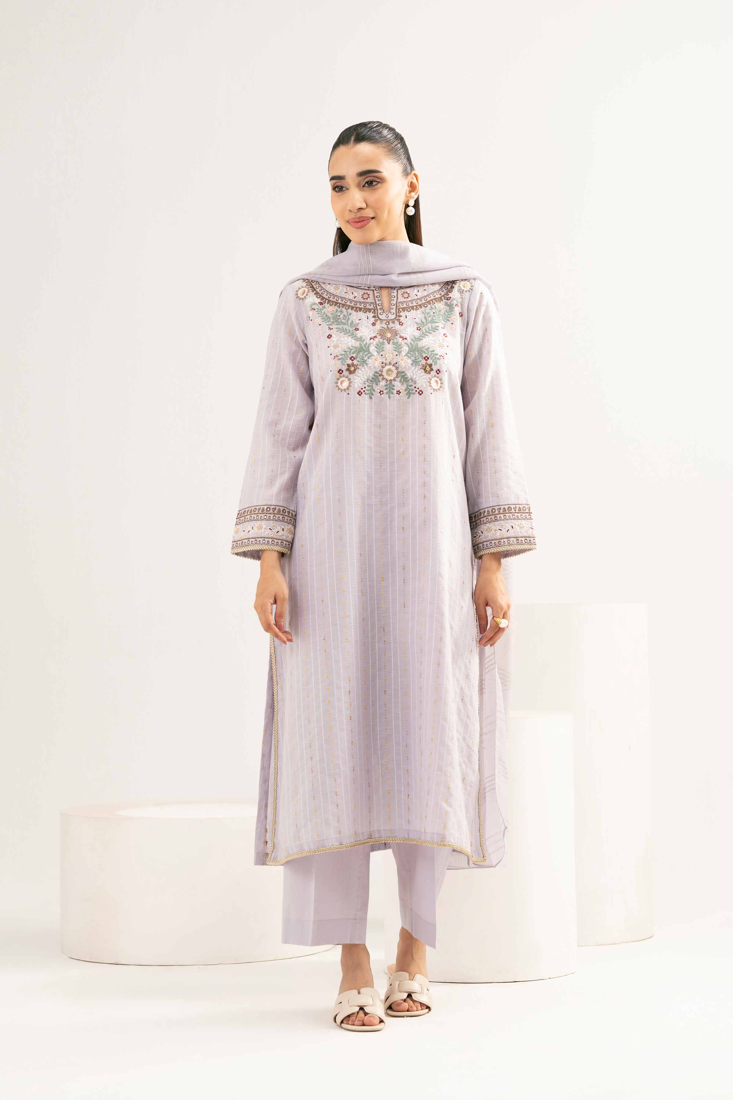 3 Piece - Embroidered Suit - PE25-242 - Image 4