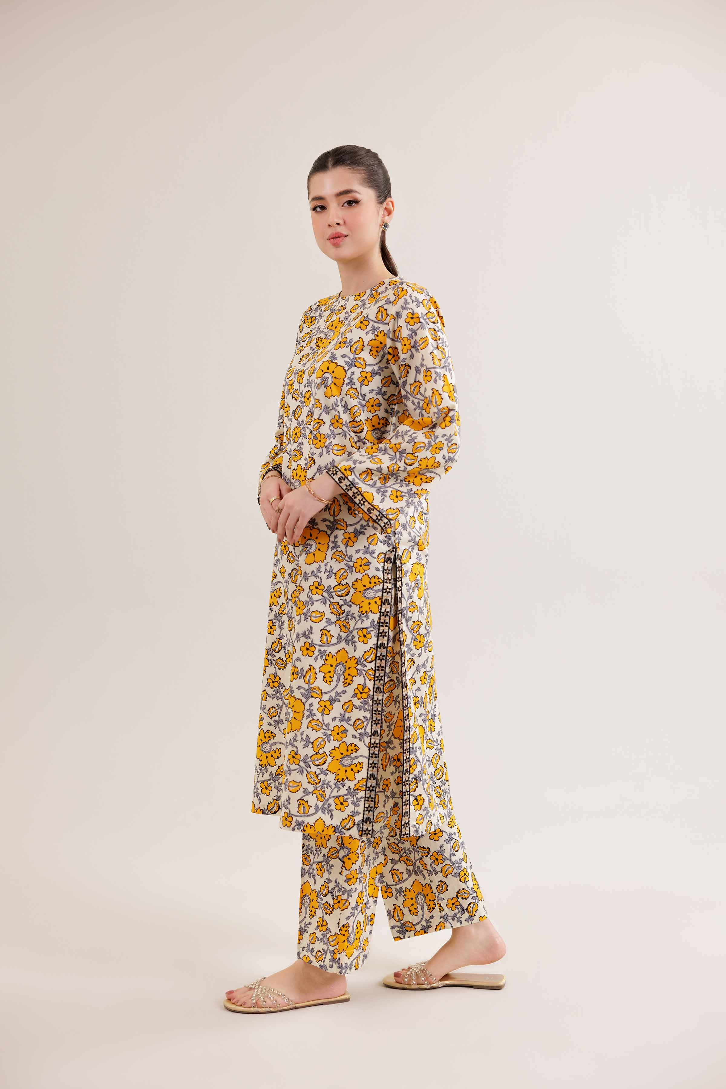 2 Piece - Printed Embroidered Suit - PE25-352 - Image 6
