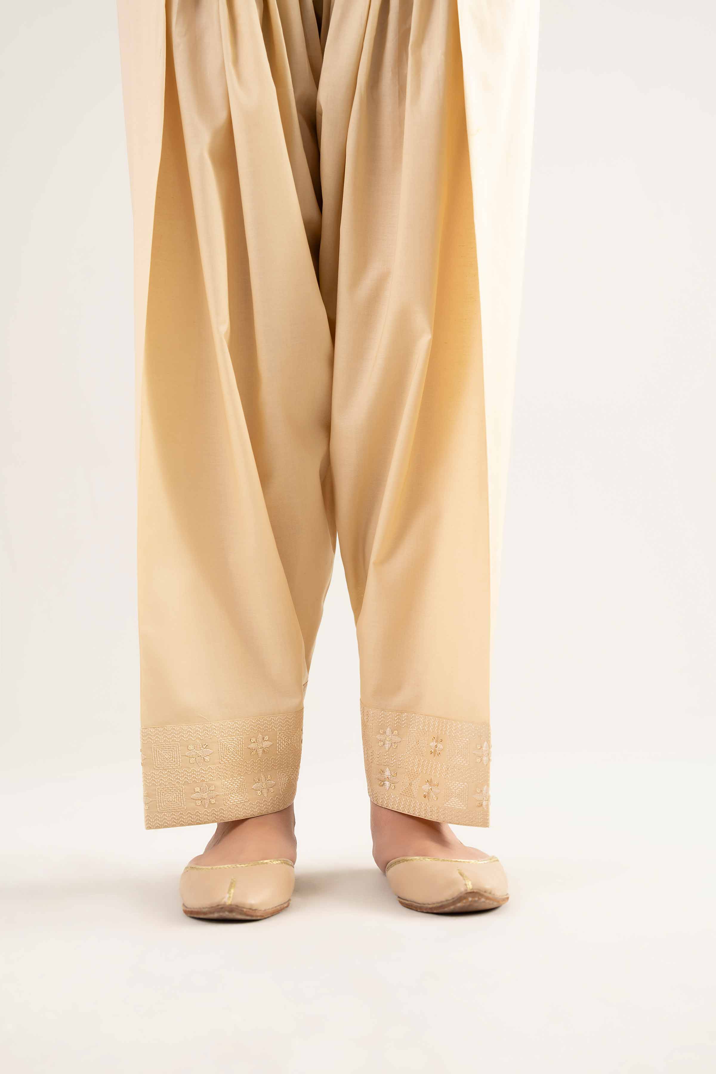Embroidered Trousers - PE25-482 - Image 4