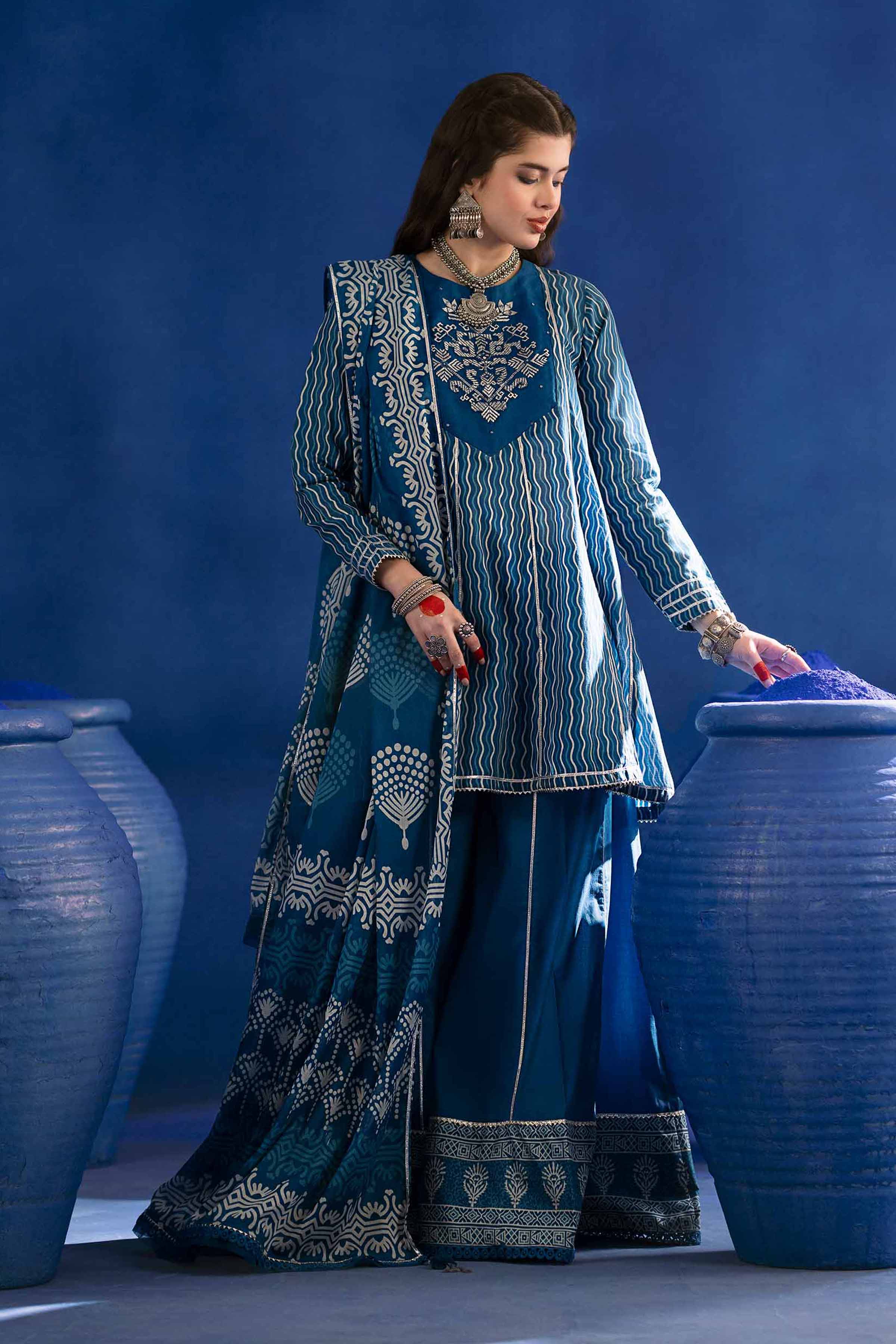 3 Piece - Printed Embroidered Suit - PE25-96 - Image 2