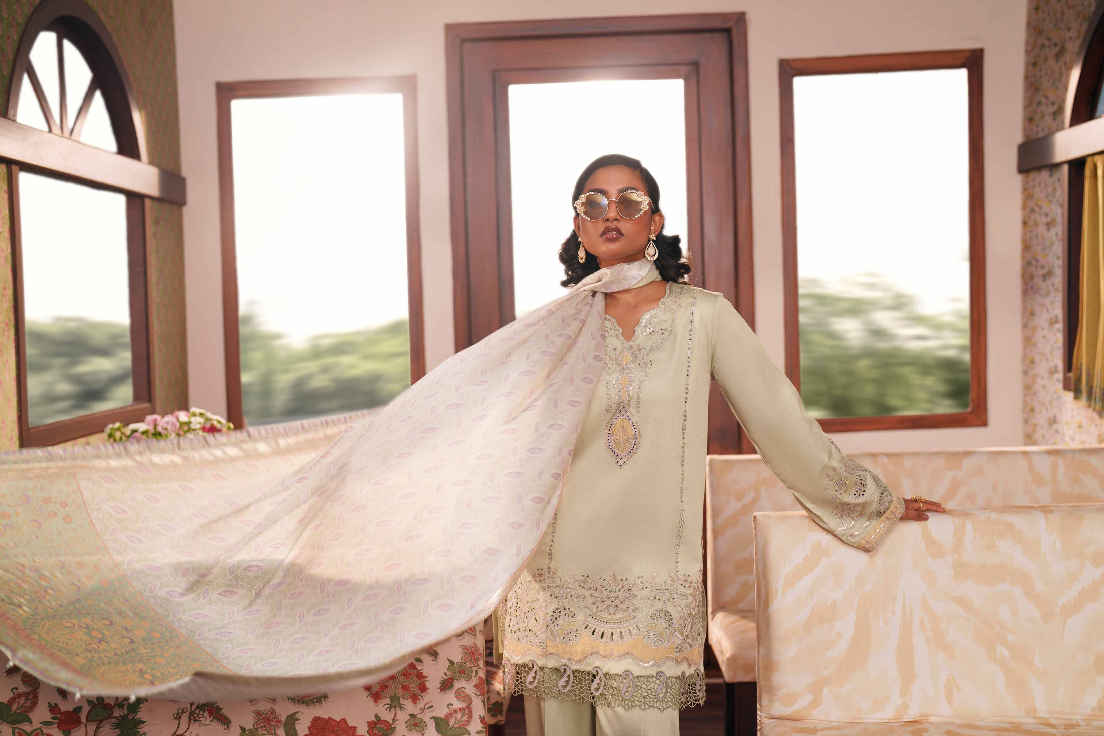 3 Piece - Embroidered Suit - PE26-127 - Image 3