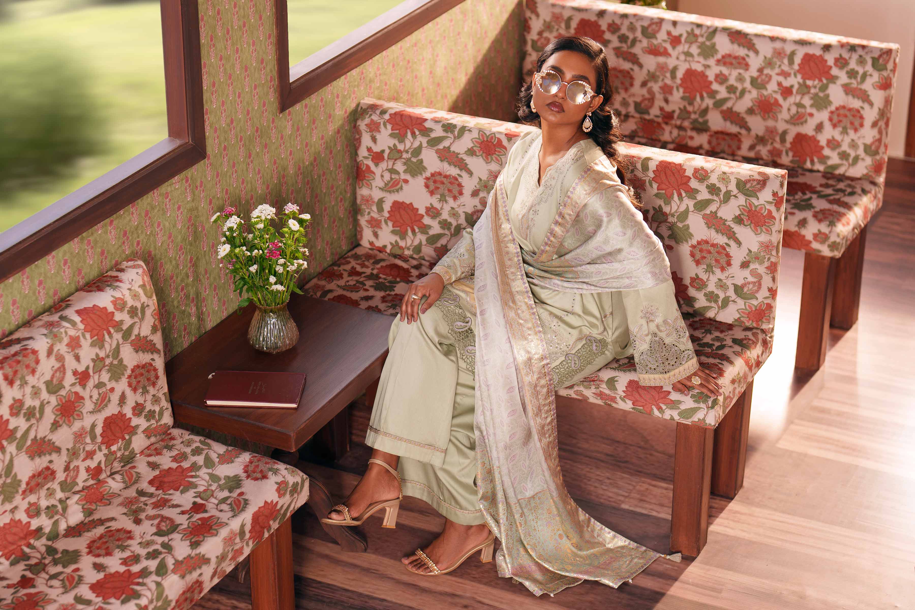 3 Piece - Embroidered Suit - PE26-127 - Image 7