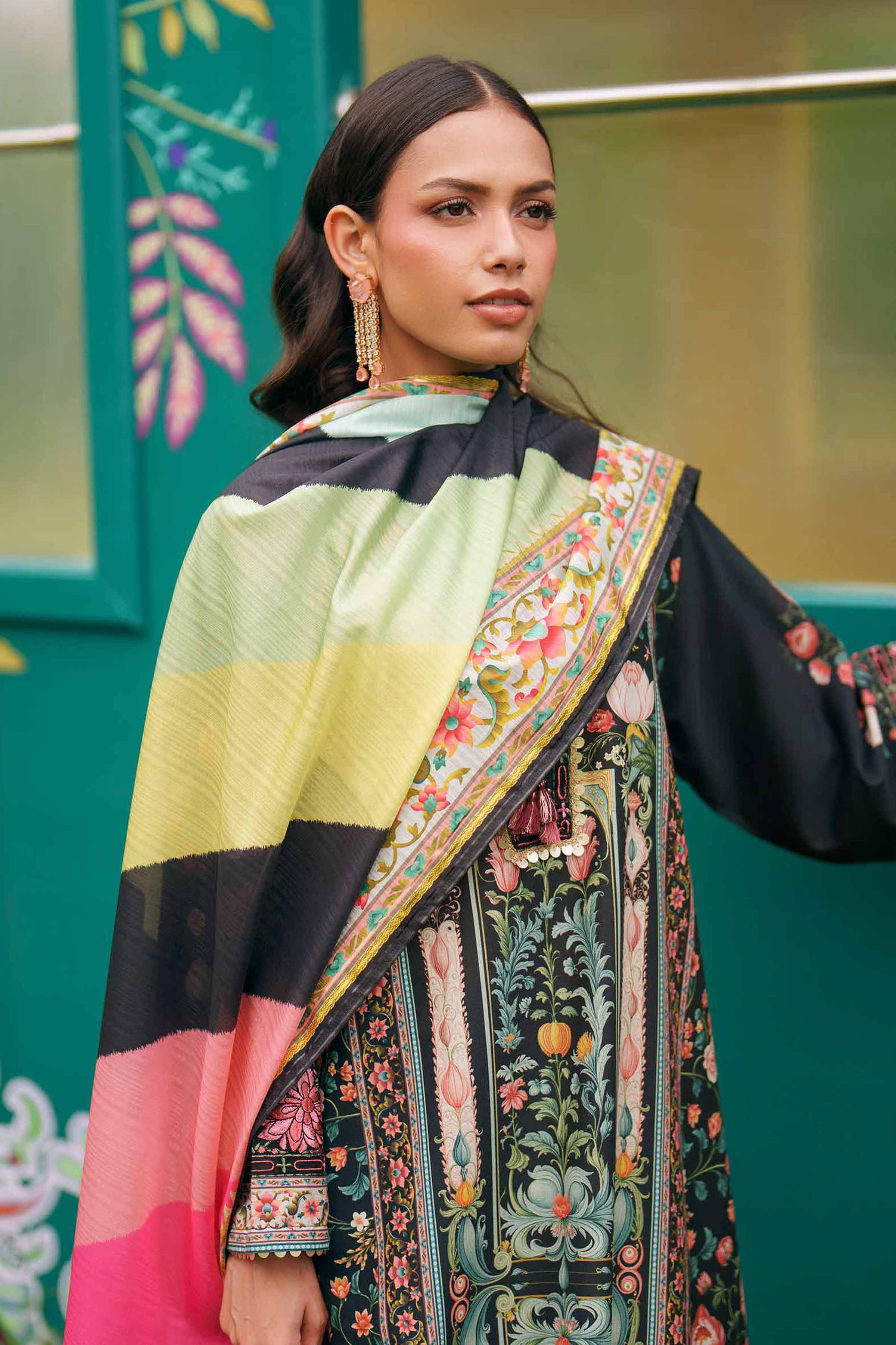 2 Piece - Embroidered Suit - PE26-133 - Image 2