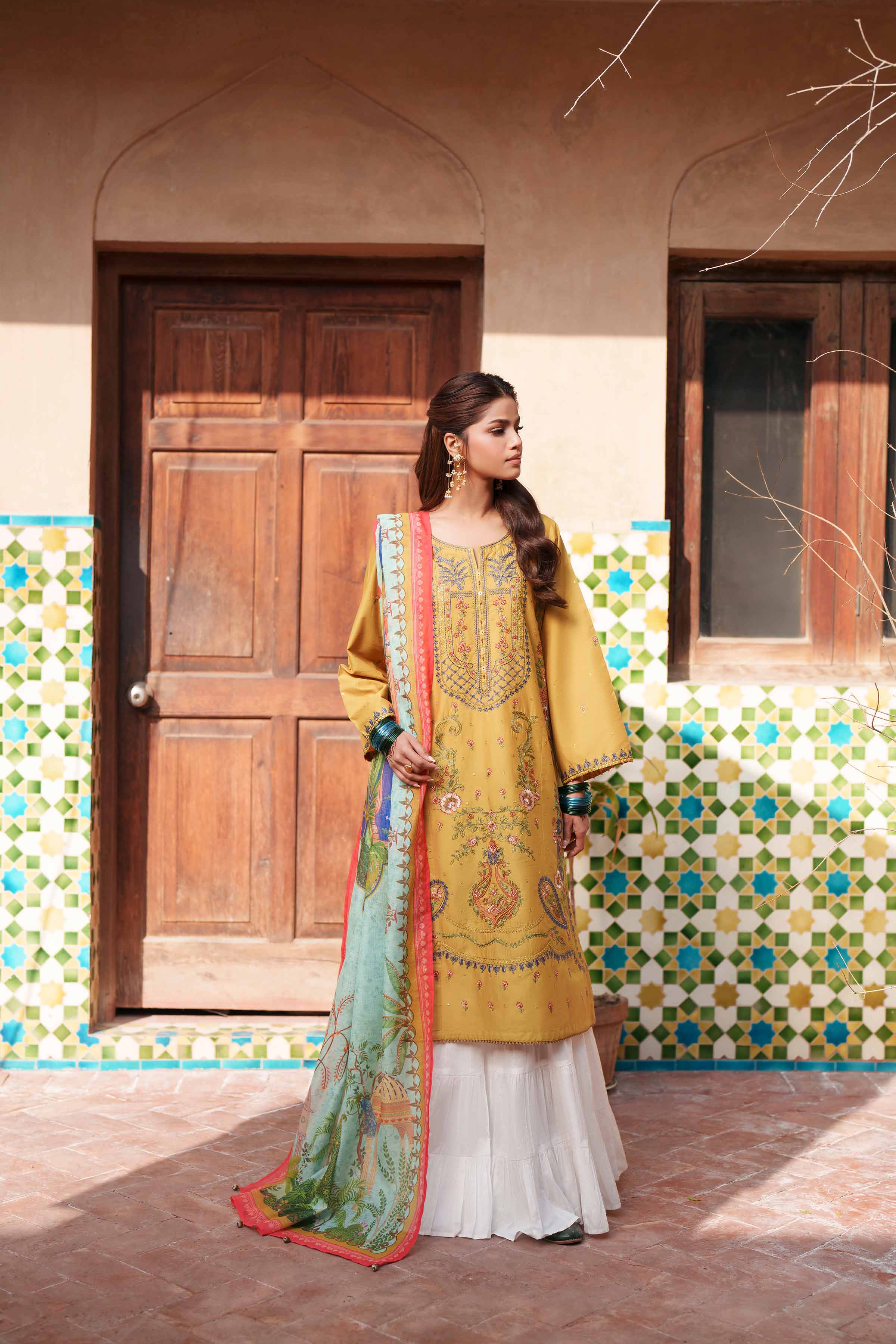 2 Piece - Embroidered Suit - PE26-143 - Image 8