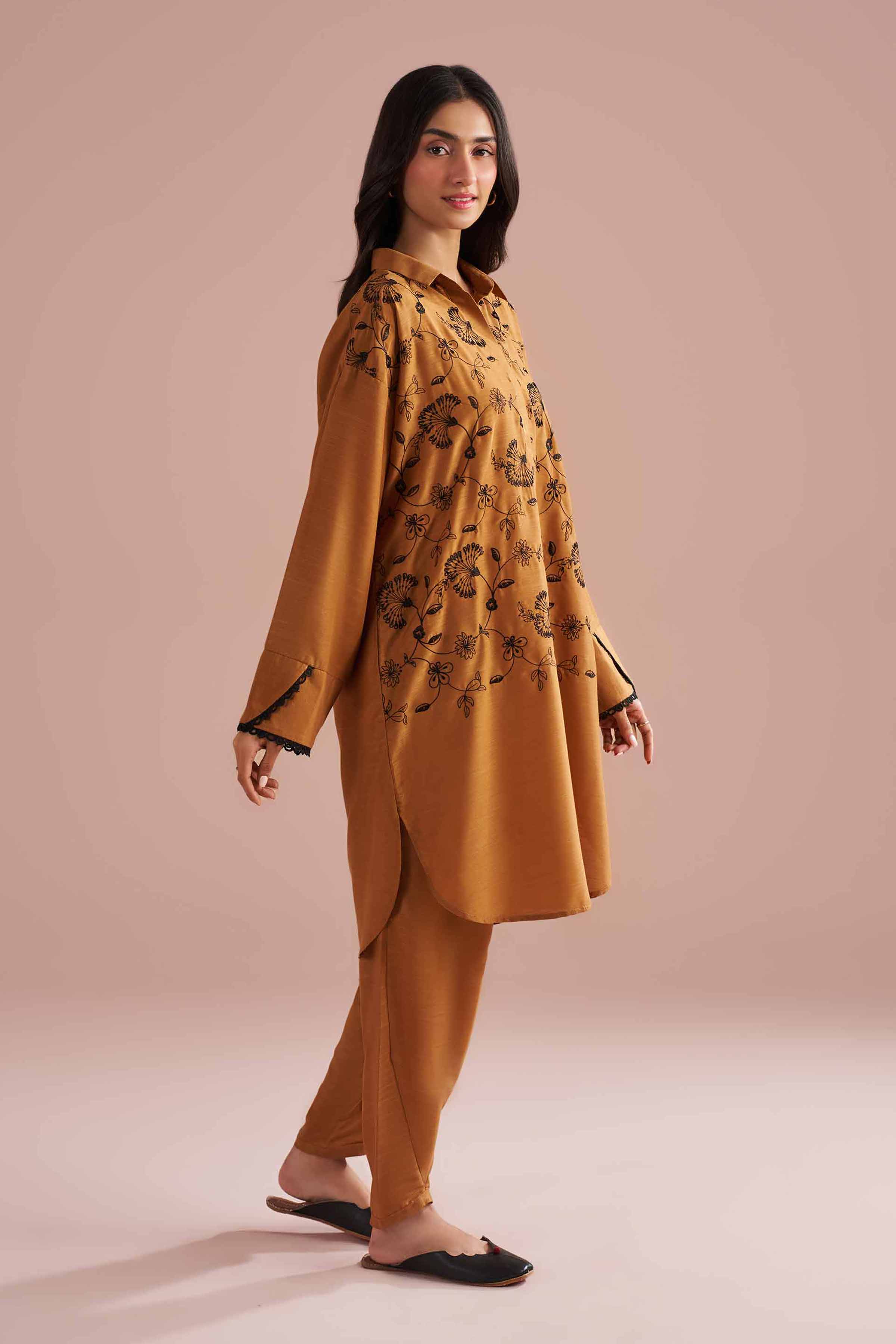 2 Piece - Embroidered Suit - PE26-173 - Image 4