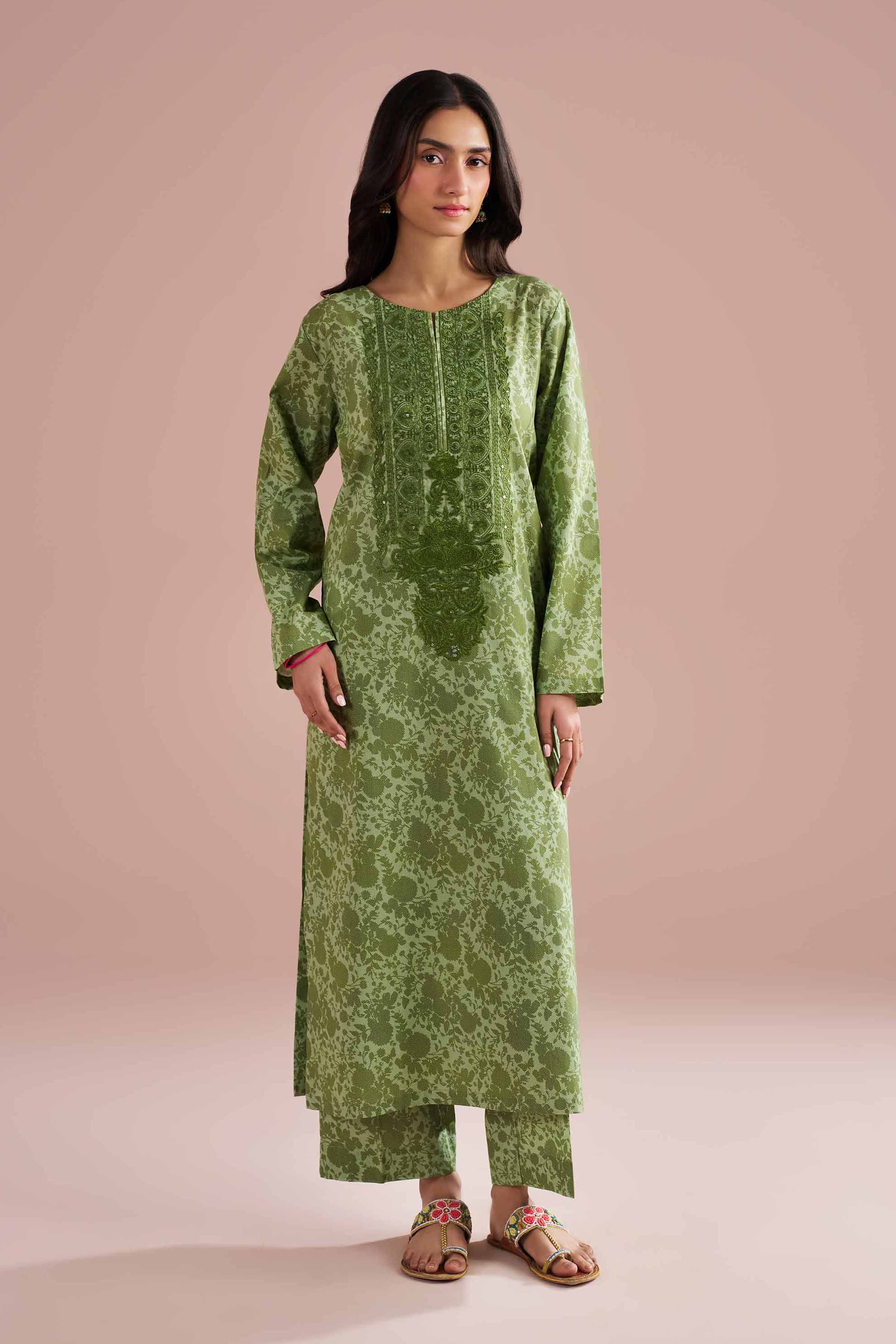 2 Piece - Printed Embroidered Suit - PE26-205 - Image 4