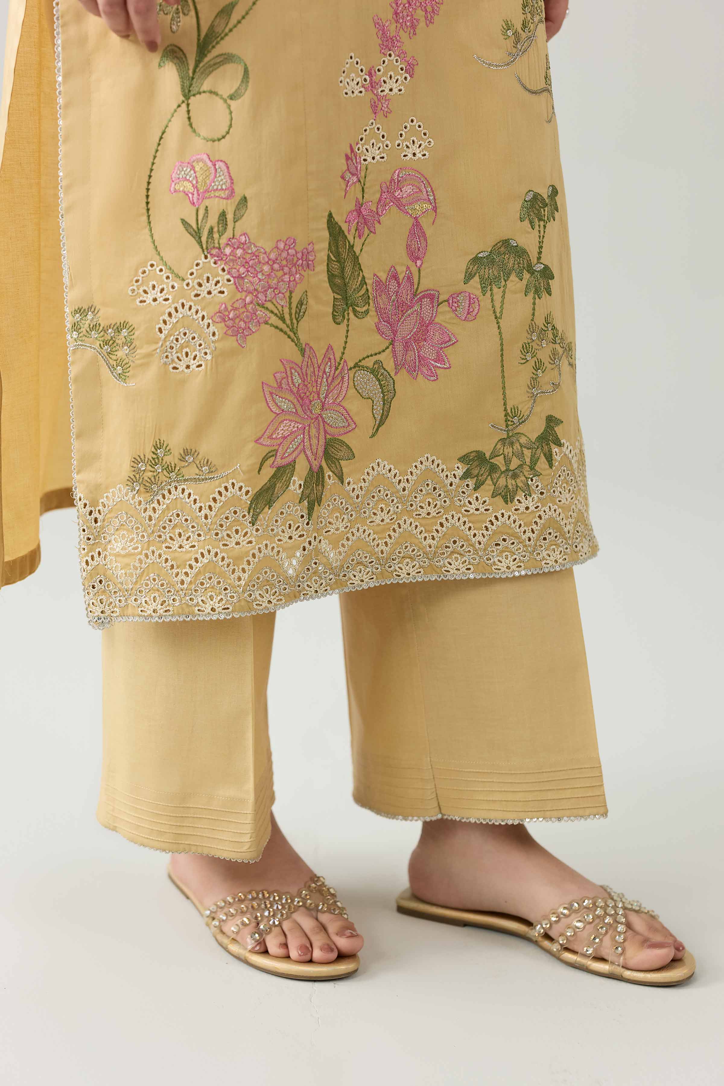 3 Piece - Embroidered Suit - PE26-295 - Image 7