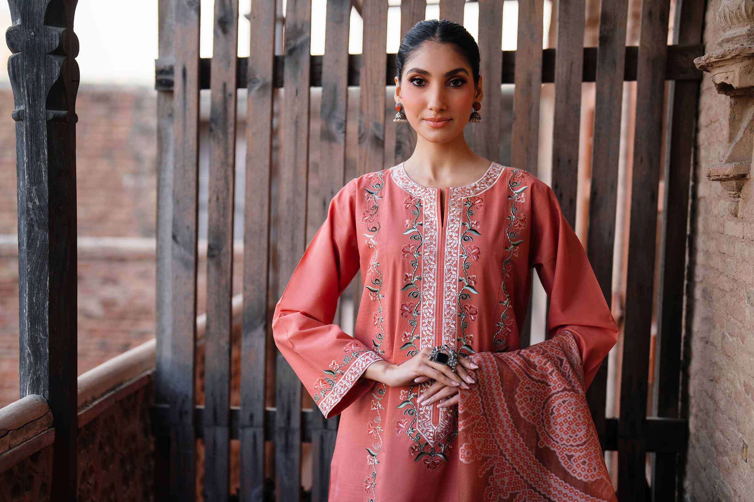 3 Piece - Embroidered Suit - PE26-317 - Image 7