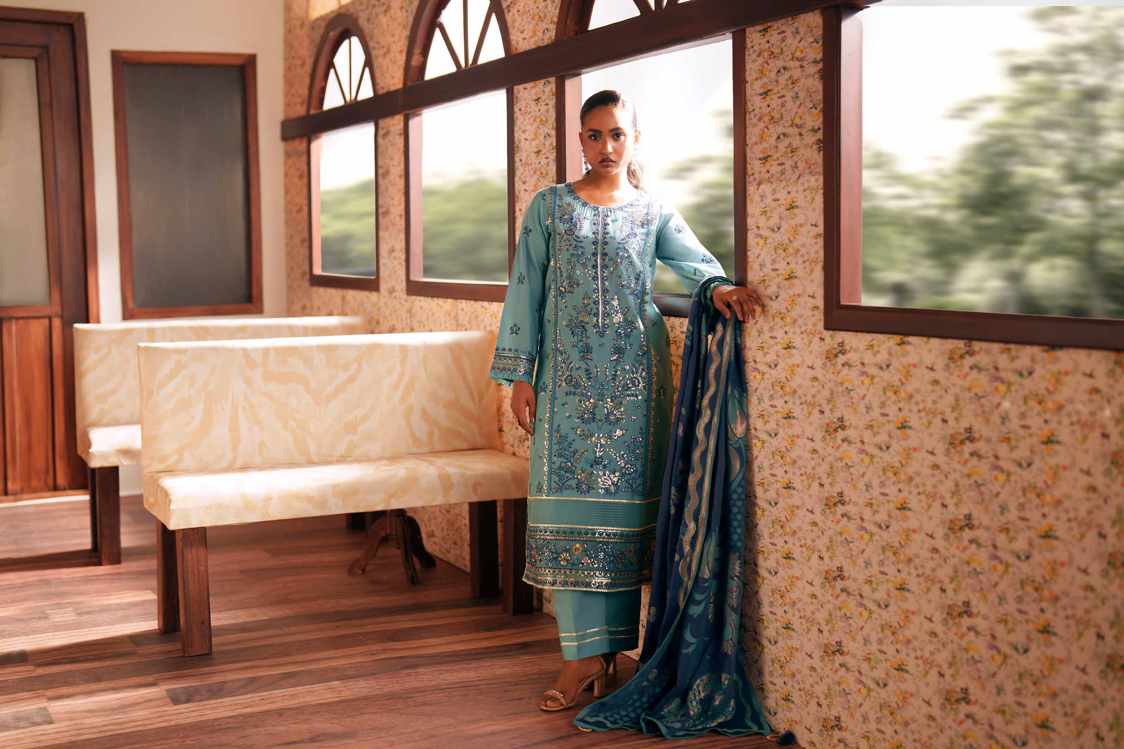 3 Piece - Embroidered Suit - PE26-77 - Image 5