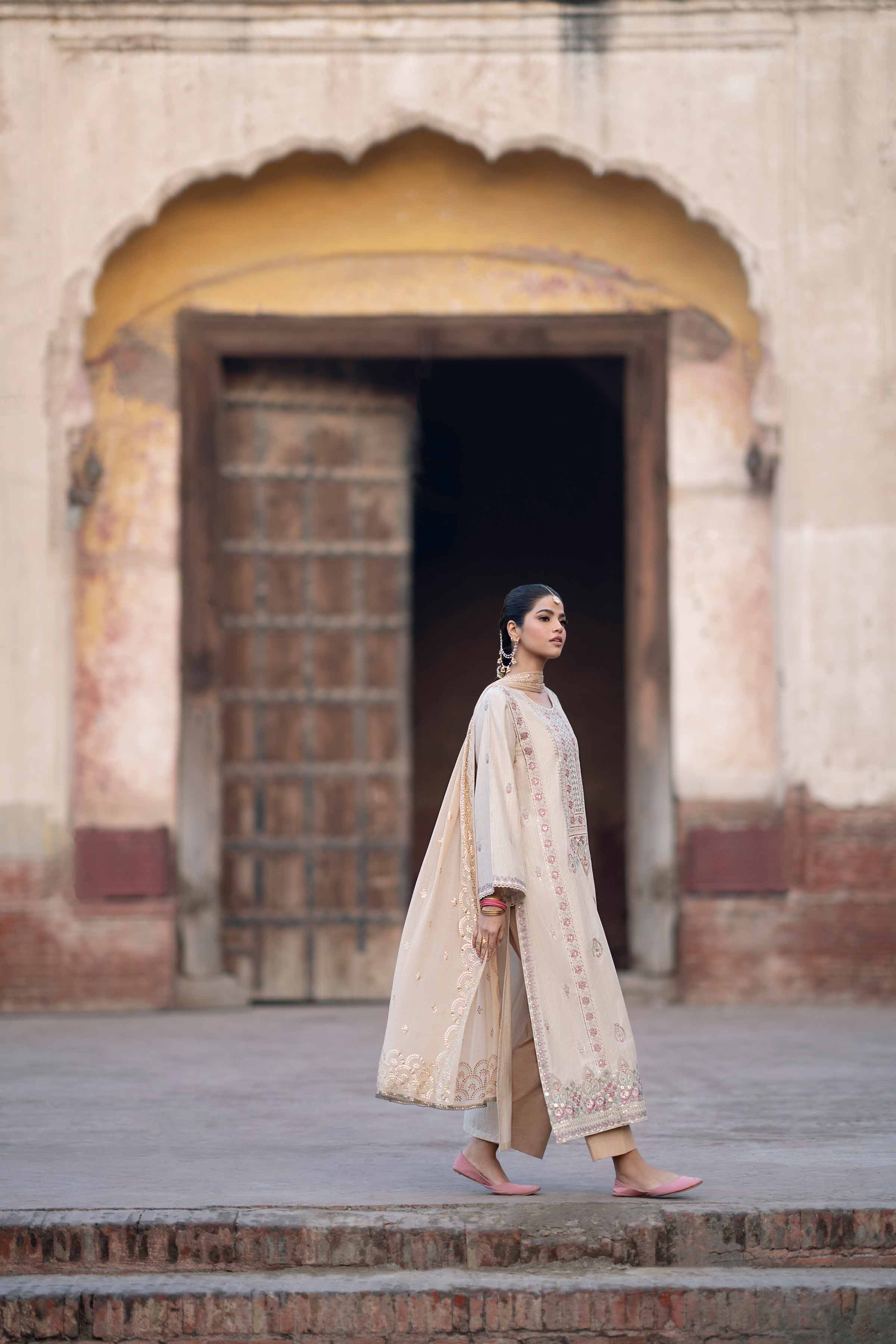 3 Piece - Embroidered Suit - PFE25-21 - Image 4