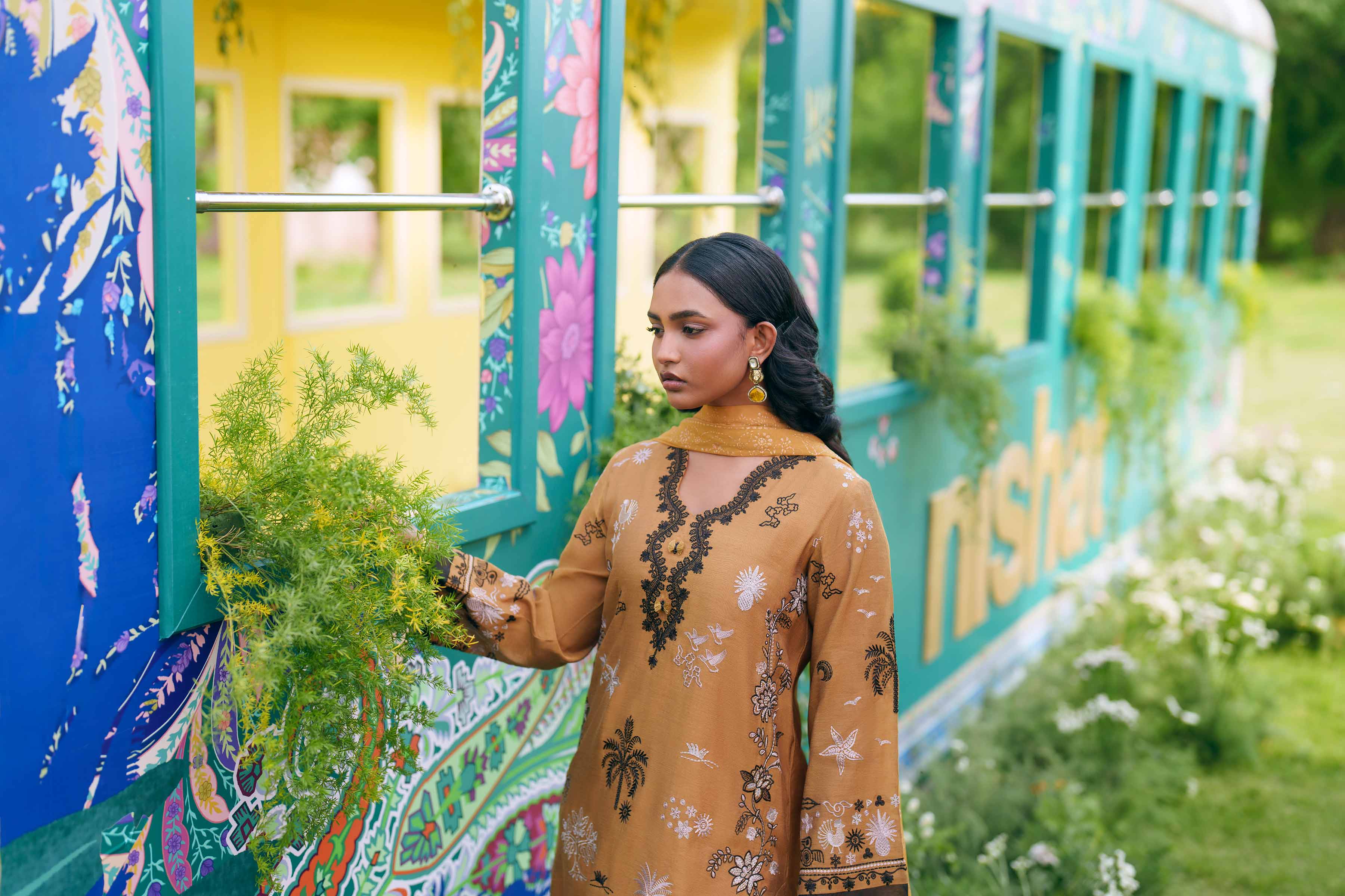 3 Piece - Embroidered Suit - PFE26-31 - Image 6