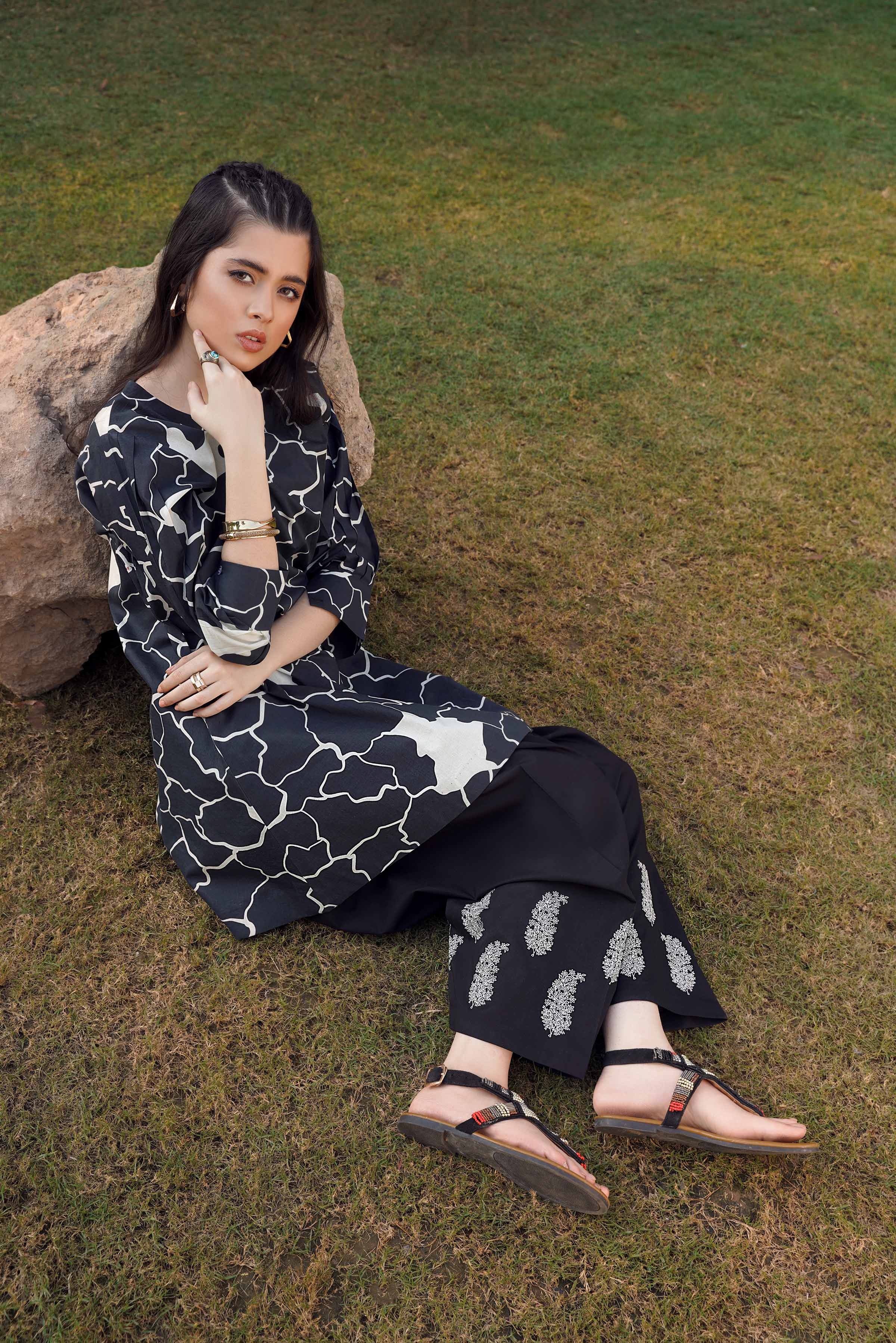 Embroidered Shalwar - PS23-155 - Image 4