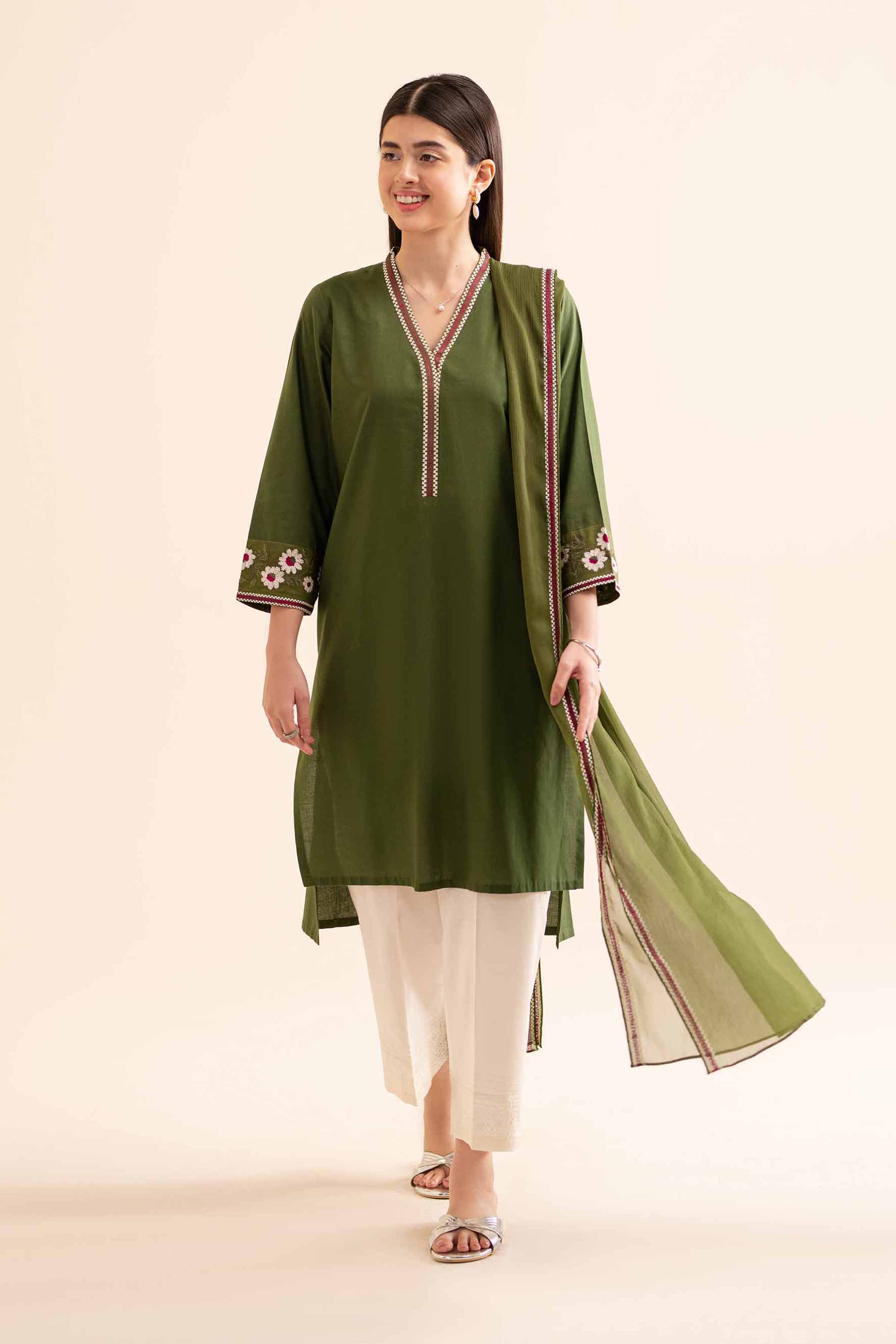 2-Piece - Embroidered Suit  - PS24-129 - Image 2