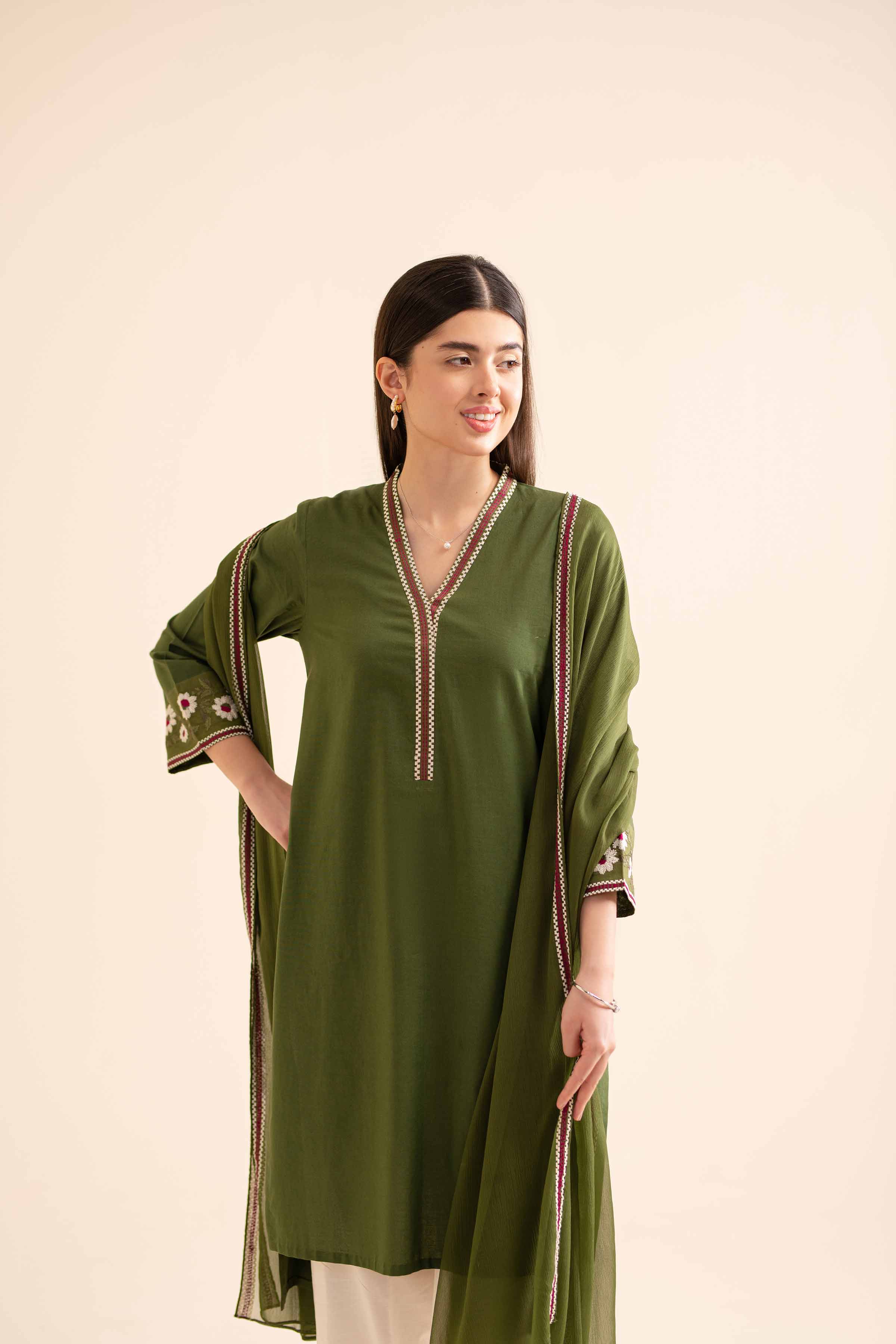 2-Piece - Embroidered Suit  - PS24-129 - Image 4