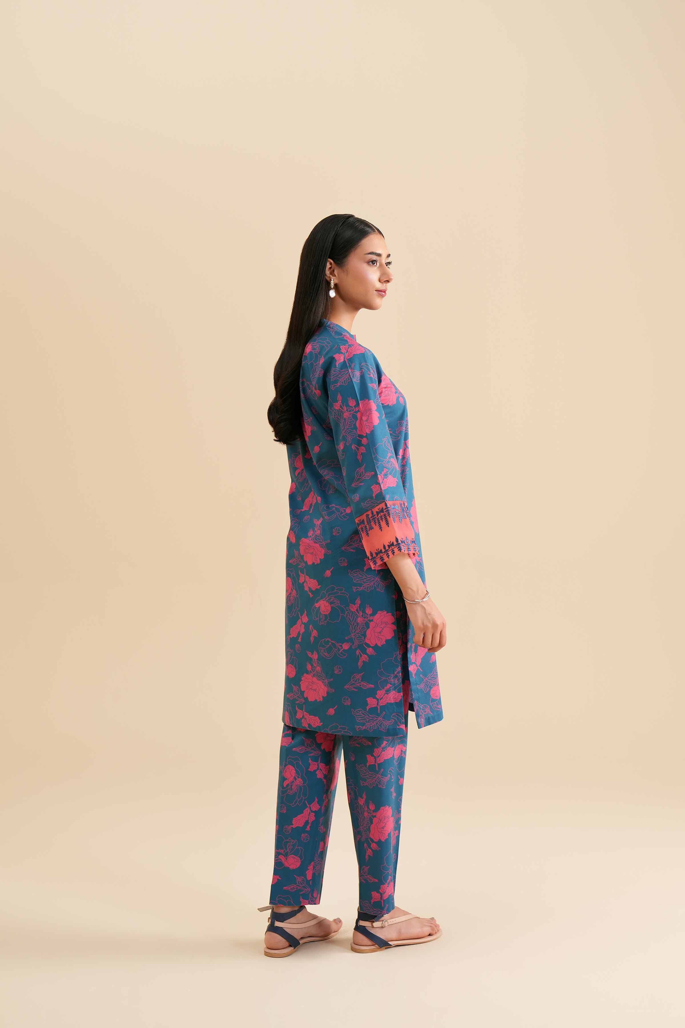2-Piece - Printed Embroidered Suit - PS24-294 - Image 3