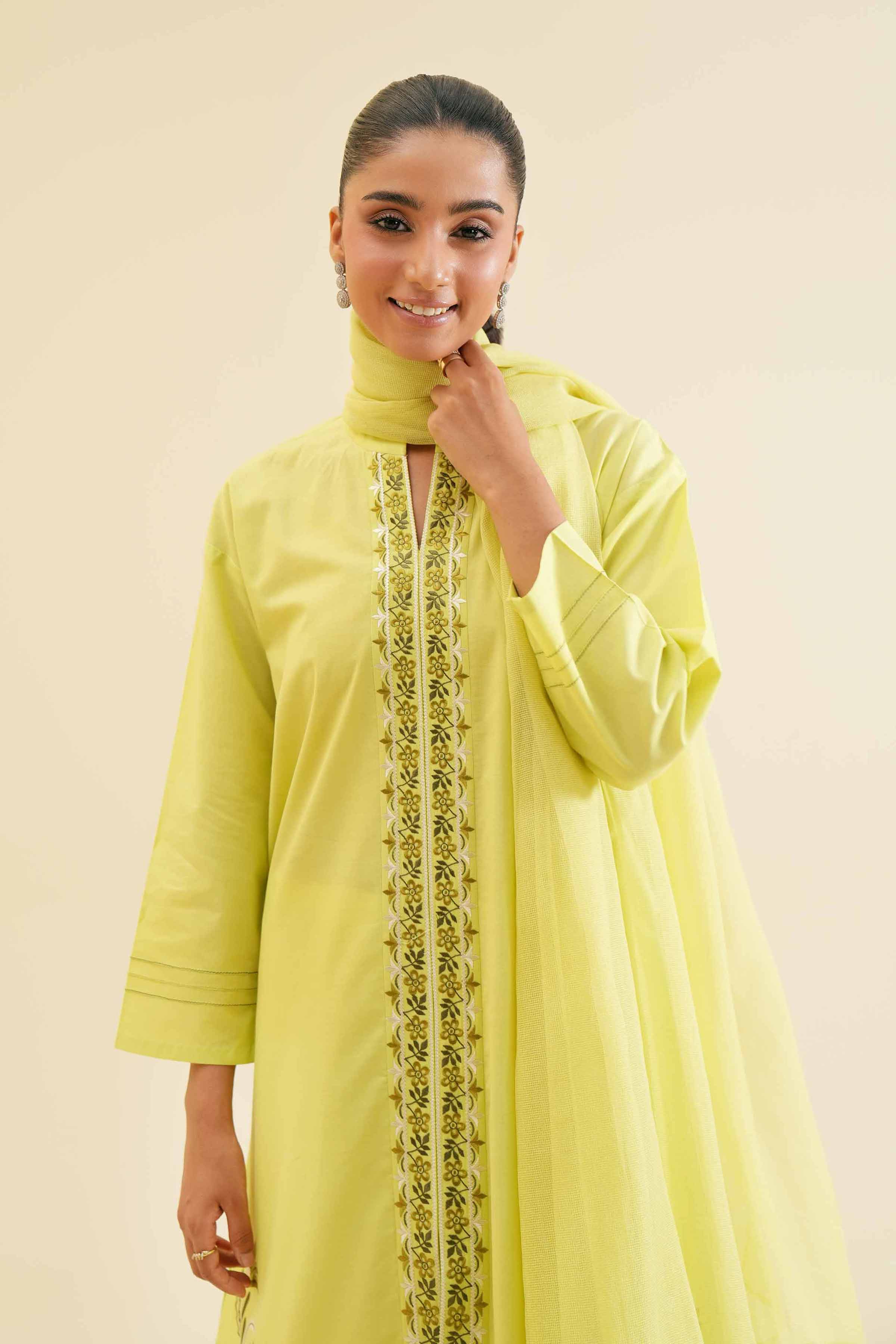 2 Piece - Embroidered Suit - PS24-347 - Image 2