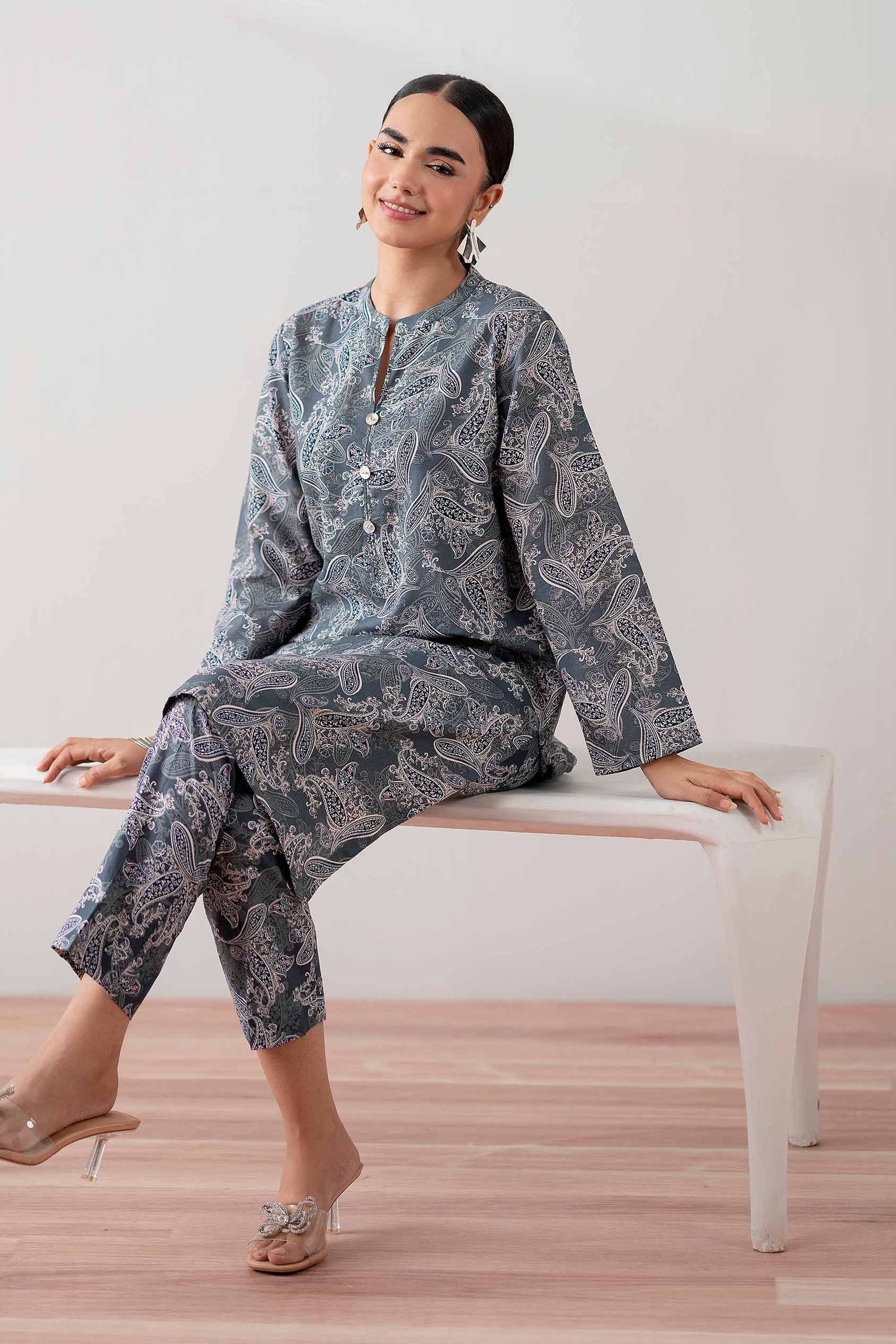 2 Piece - Printed Suit - PS25-140 - Image 4