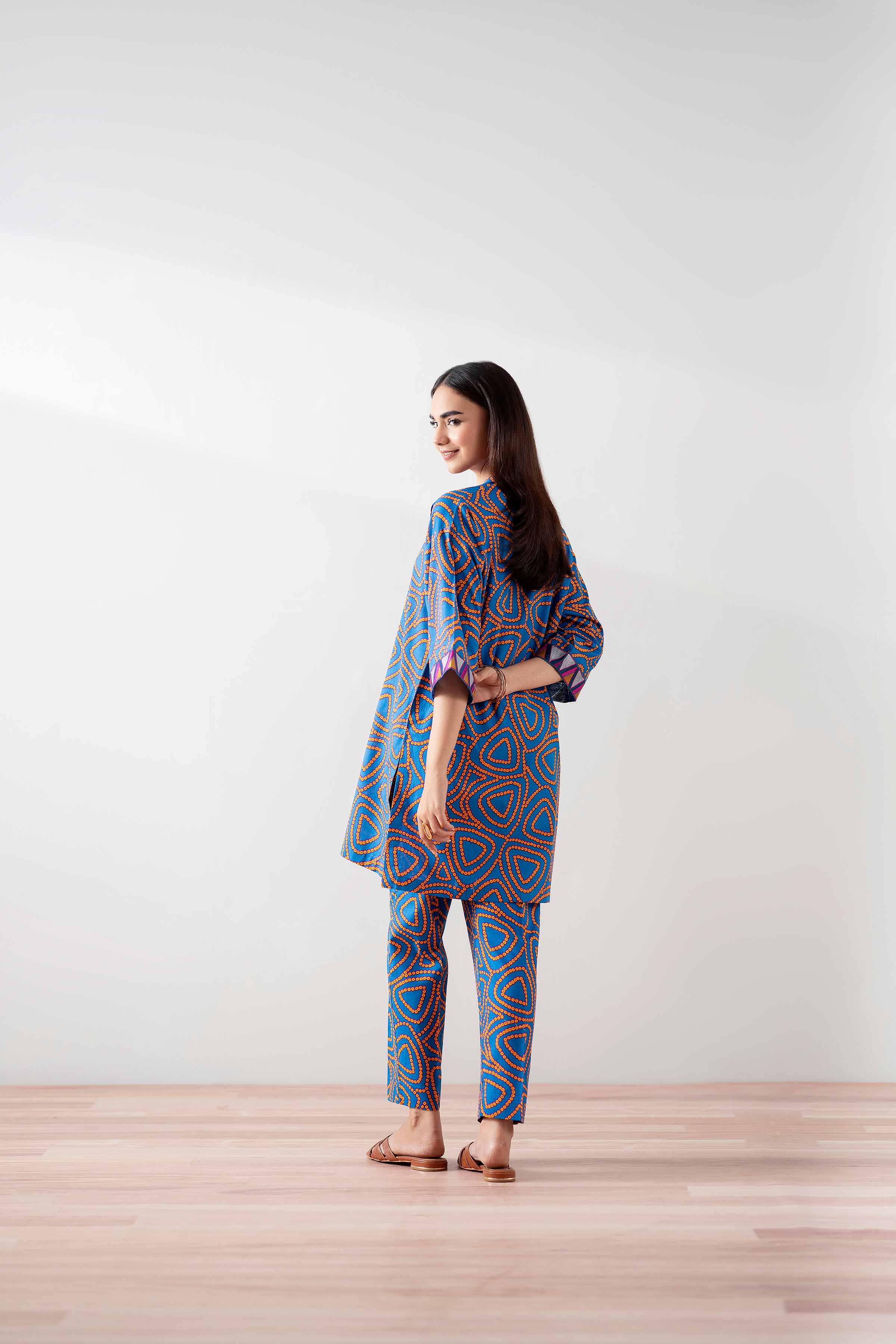 2 Piece - Printed Embroidered Suit - PS25-146 - Image 4