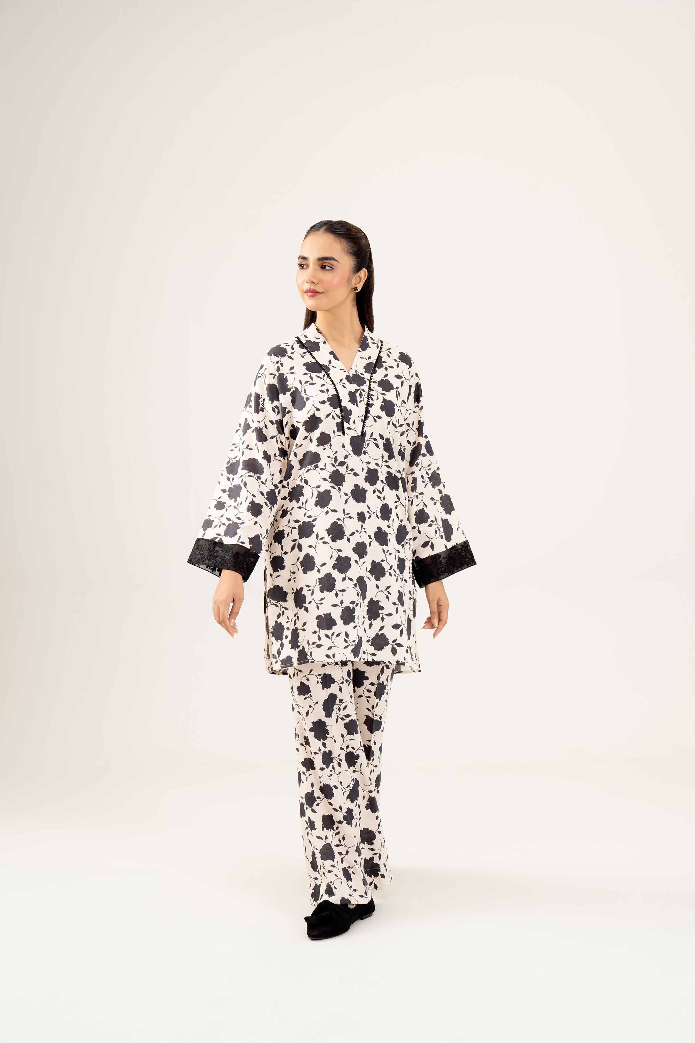 2 Piece - Printed Embroidered Suit - PW24-309 - Image 4