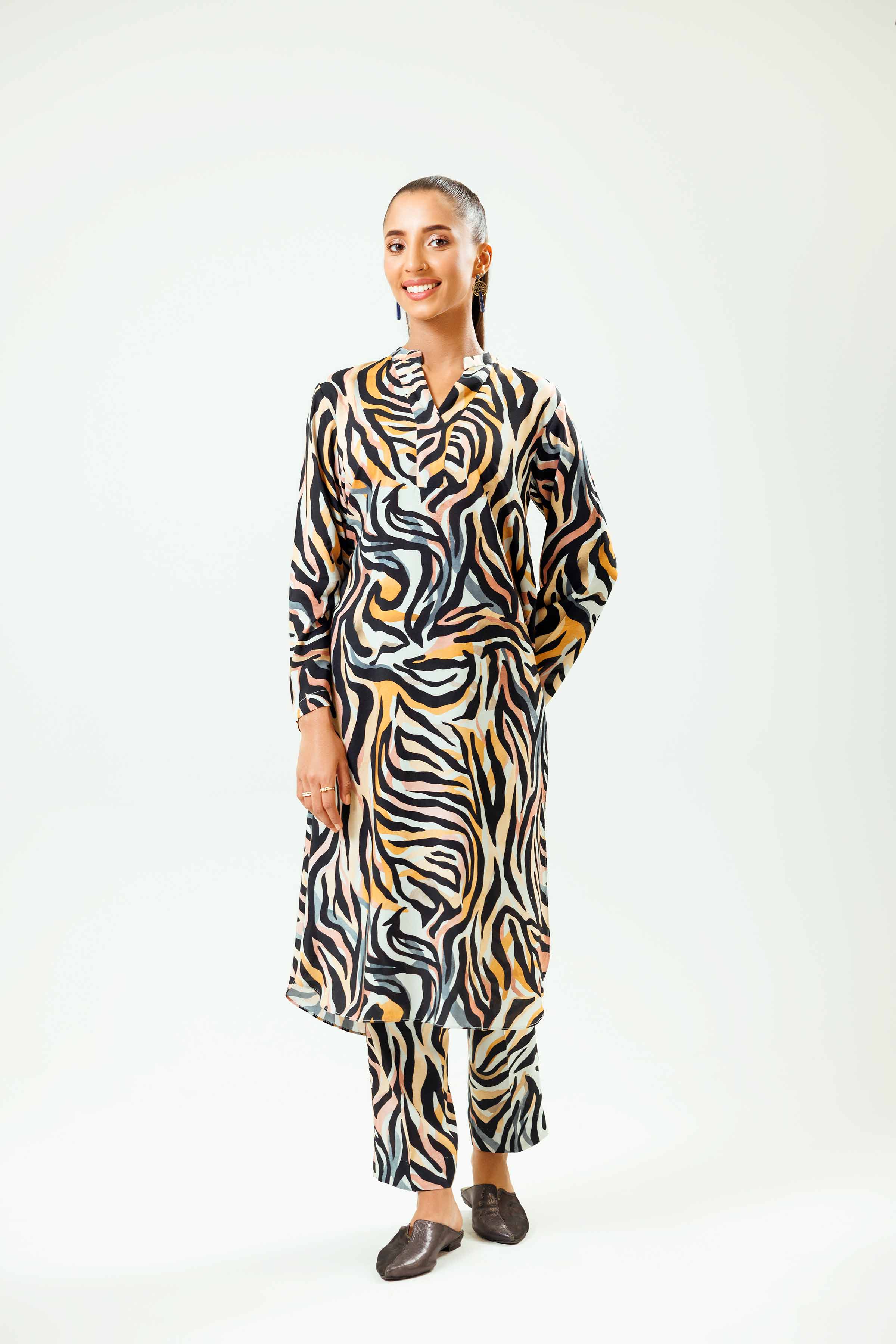 2 Piece - Printed Suit - PW24-93 - Image 4