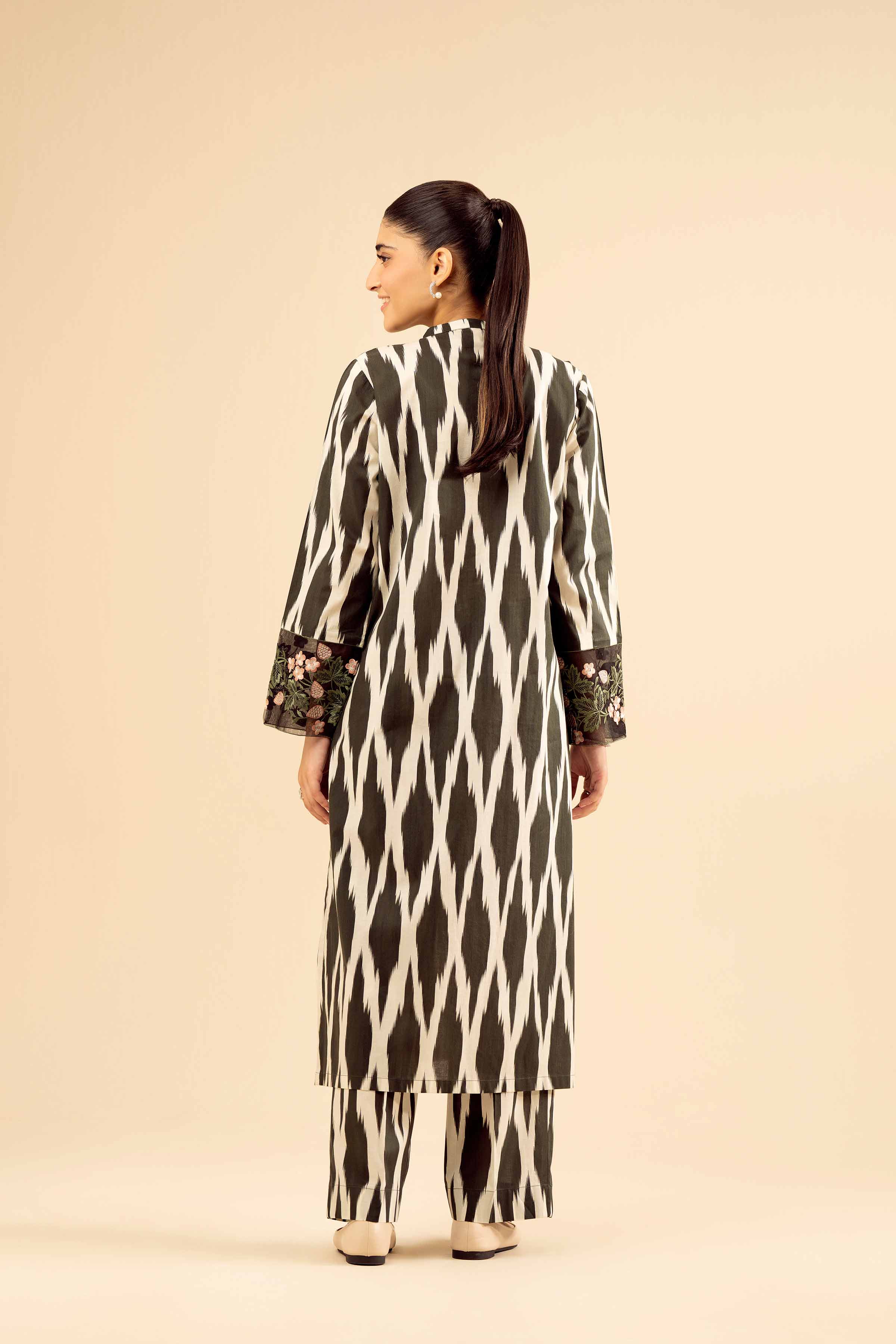 2 Piece - Printed Embroidered Suit - PW25-02 - Image 3