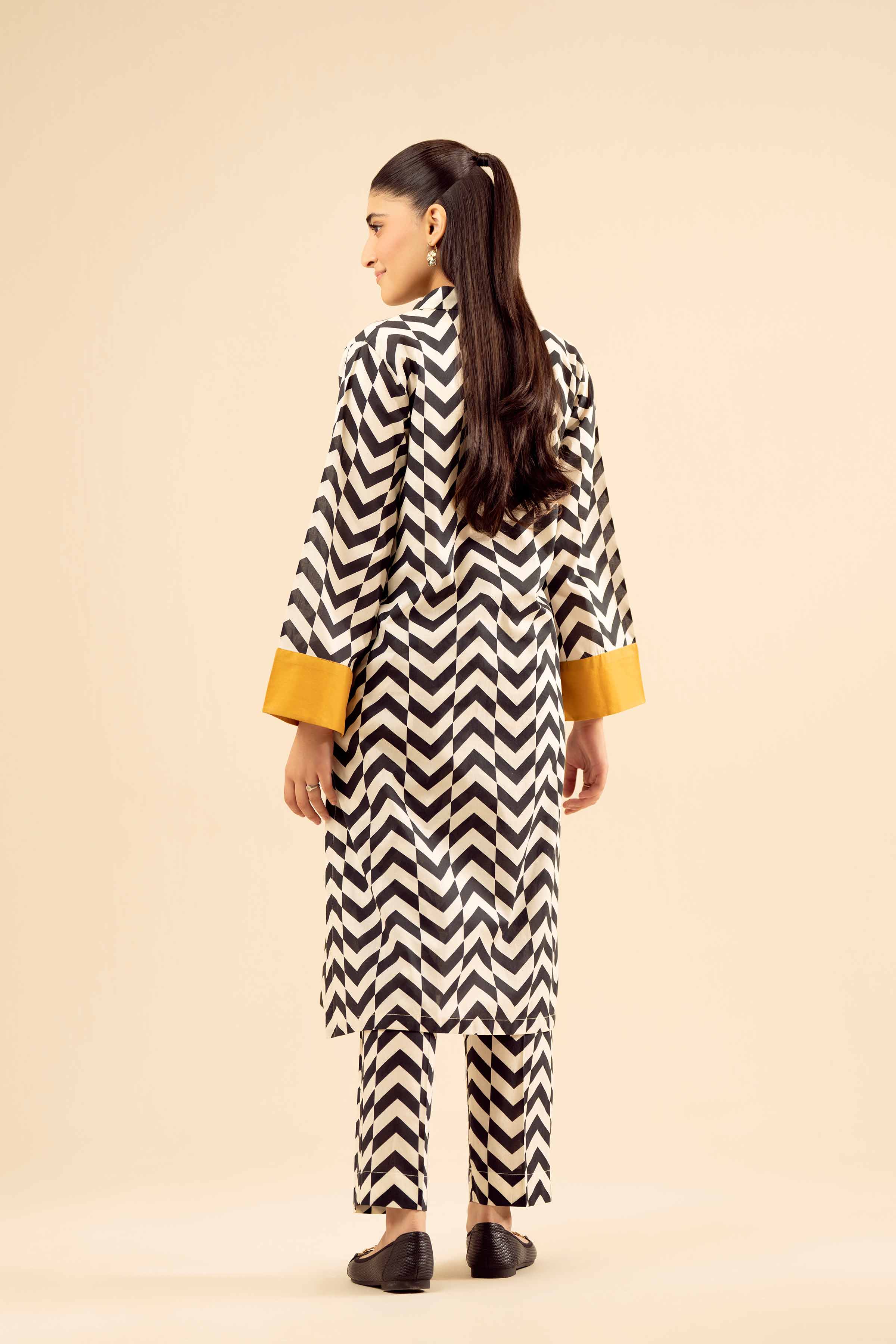 2 Piece - Printed Suit - PW25-04 - Image 3