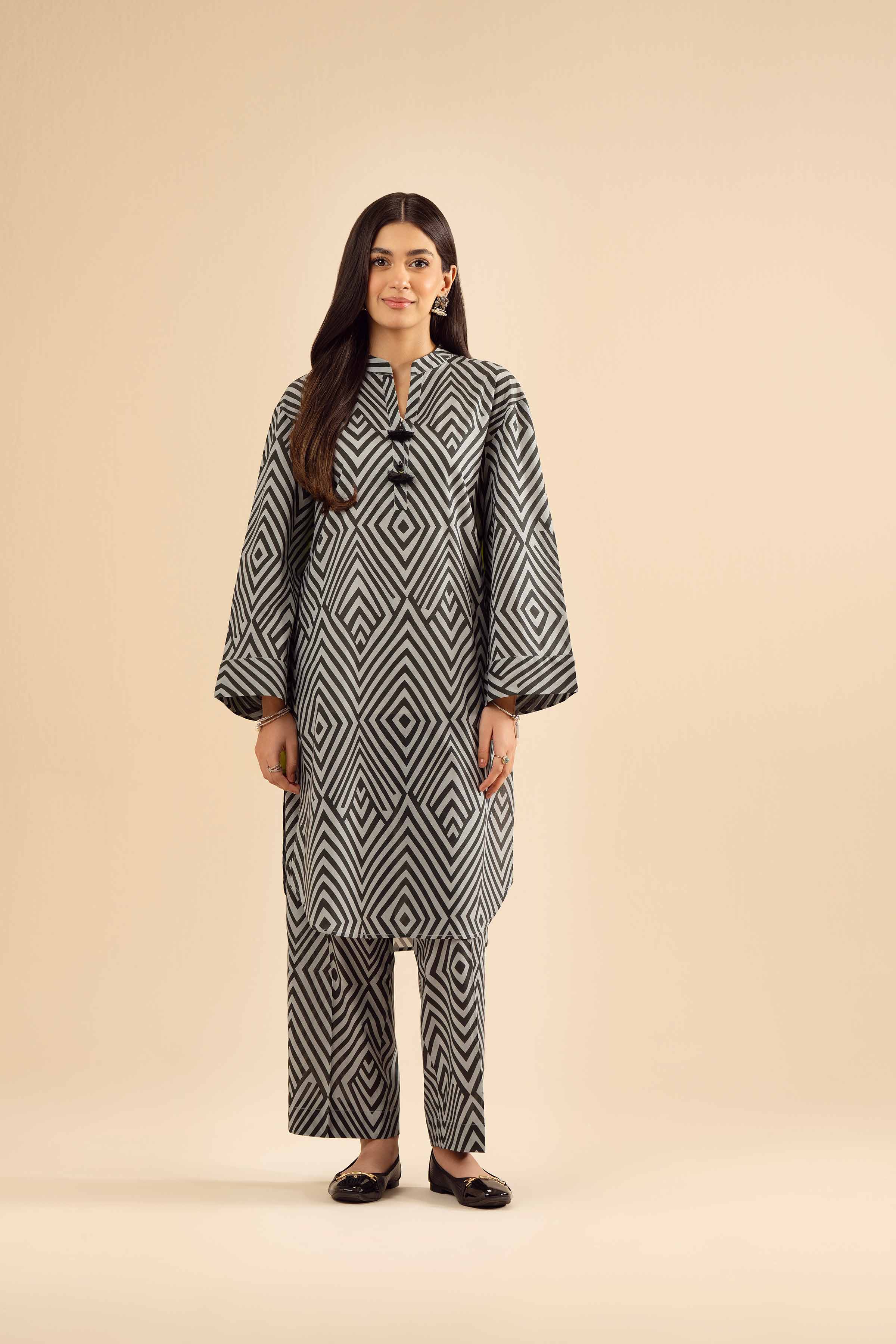 2 Piece - Printed Suit - PW25-22 - Image 5