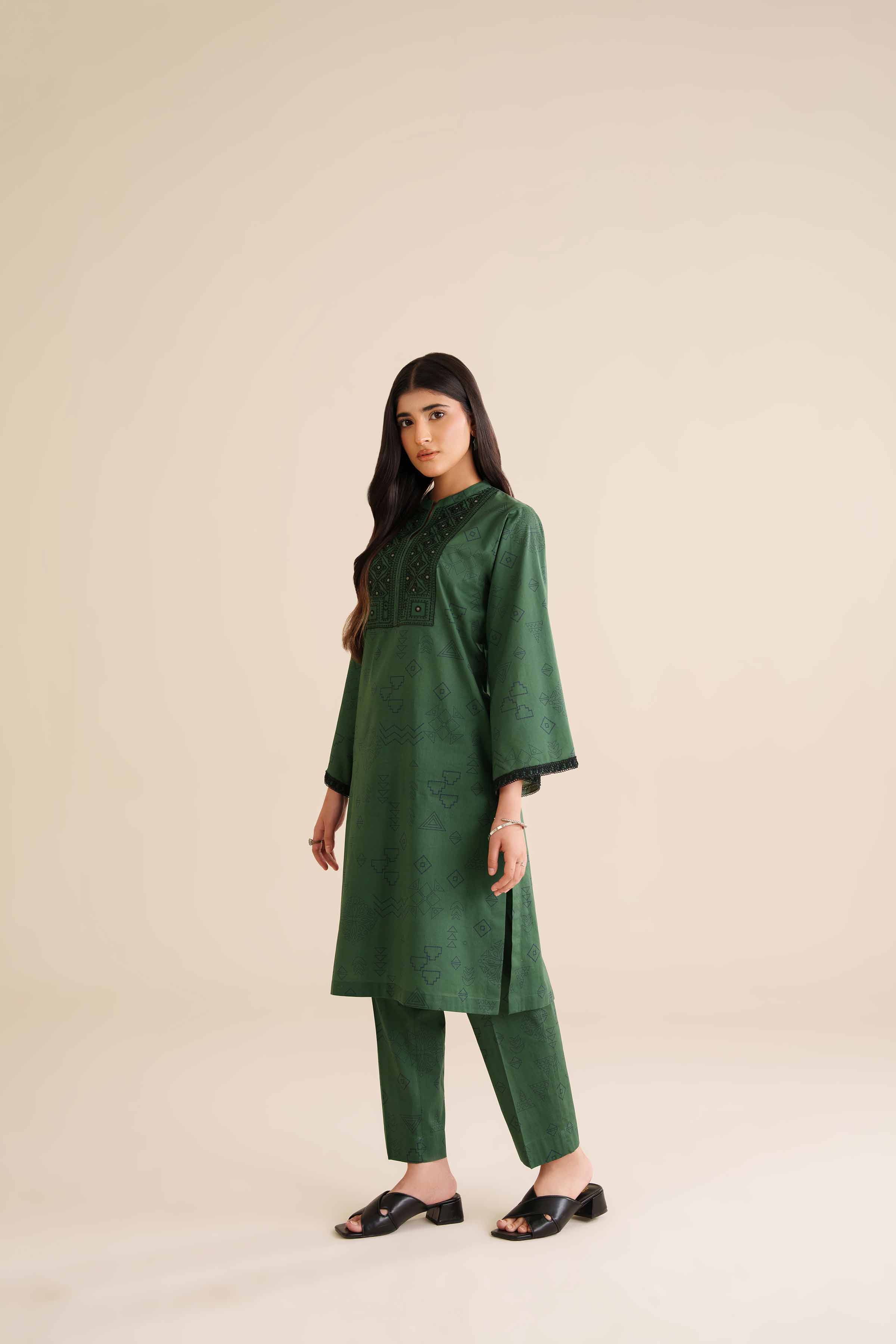 2 Piece - Printed Embroidered Suit - PW25-33 - Image 7