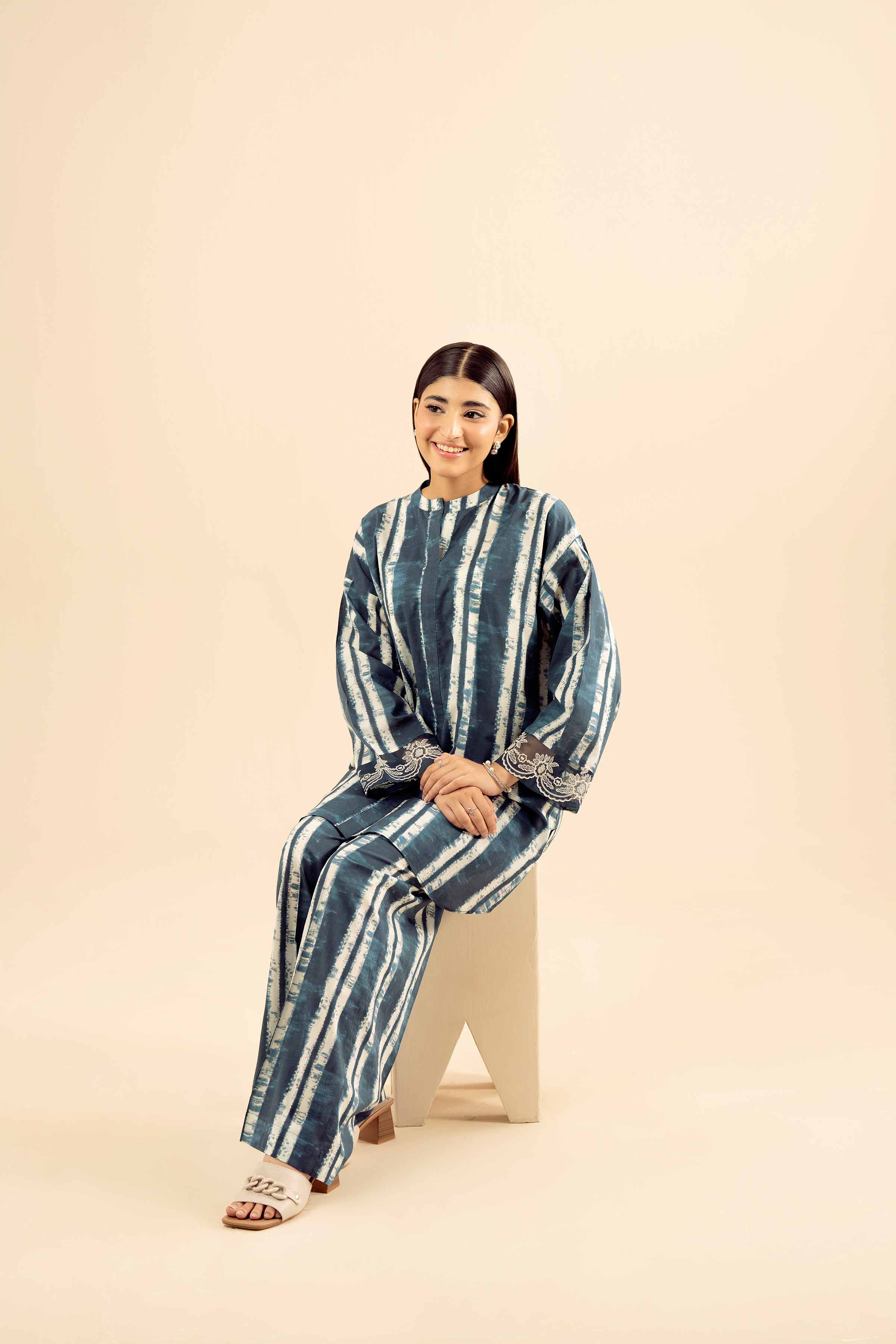 2 Piece - Printed Embroidered Suit - PW25-38 - Image 5
